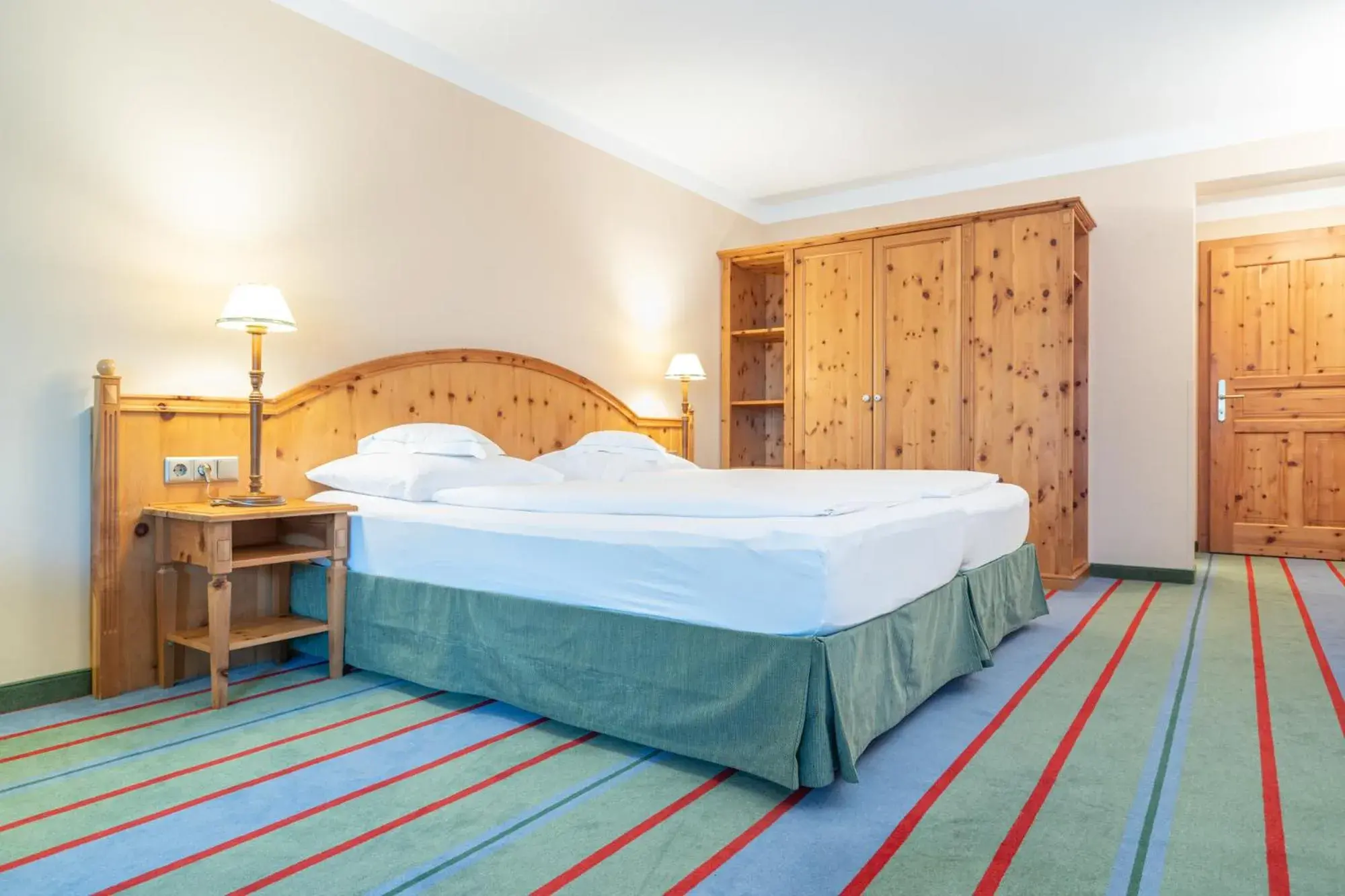 Junior Suite in Hotel Kaiserhof Kitzbühel, 4 Sterne Superior Junior Suite in Hotel Kaiserhof Kitzbühel, 4 Sterne Superior