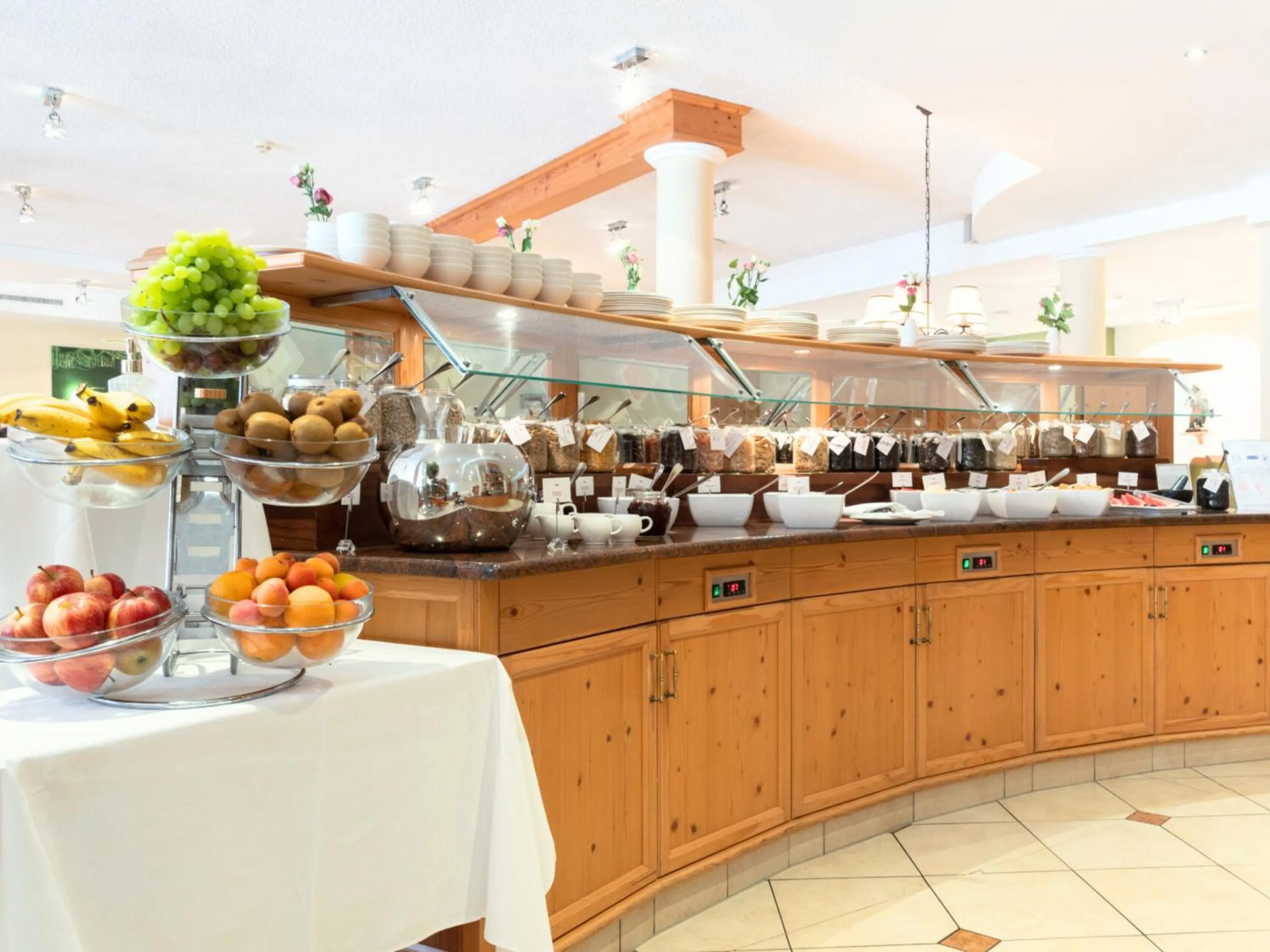 Breakfast in Hotel Kaiserhof Kitzbühel, 4 Sterne Superior