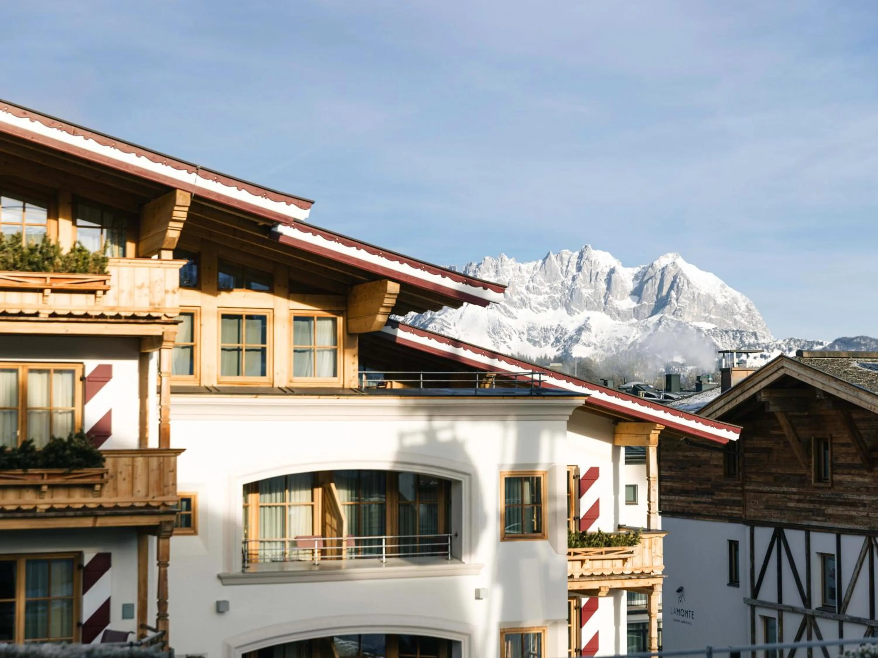 Property building in Hotel Kaiserhof Kitzbühel, 4 Sterne Superior