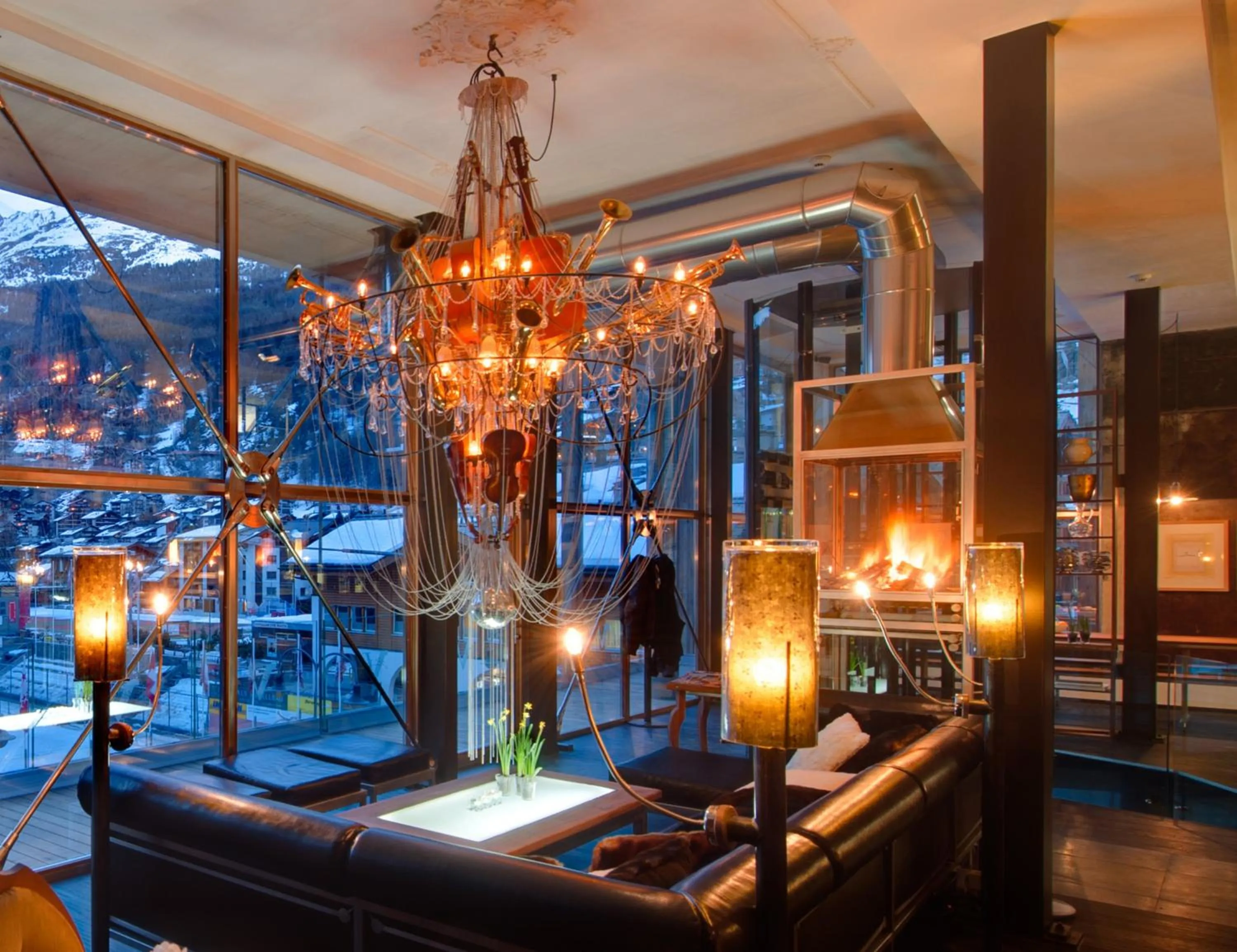 Restaurant/places to eat in Backstage Hotel Serviced Apartments