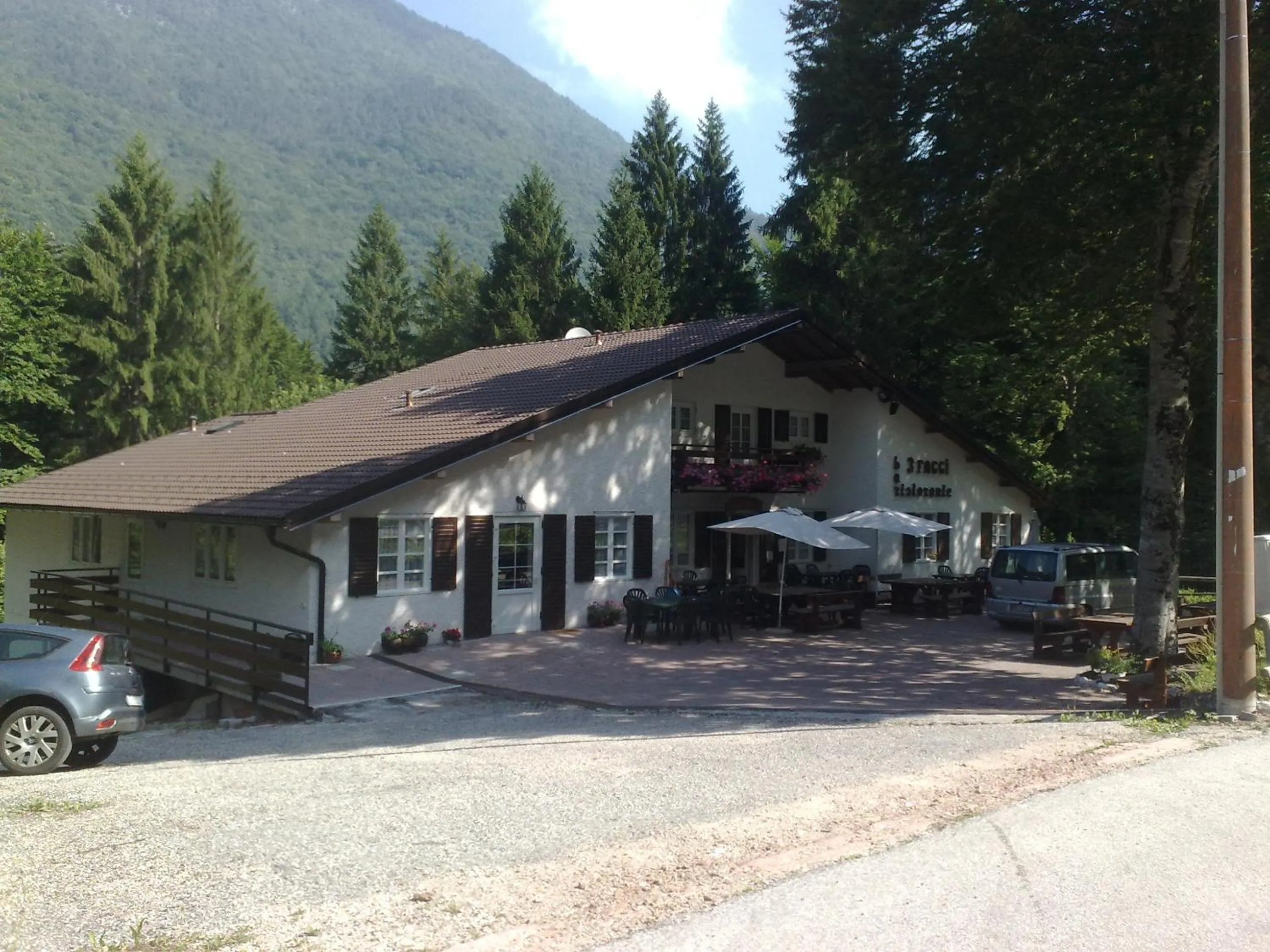 Facade/entrance in B&B Tre Faggi