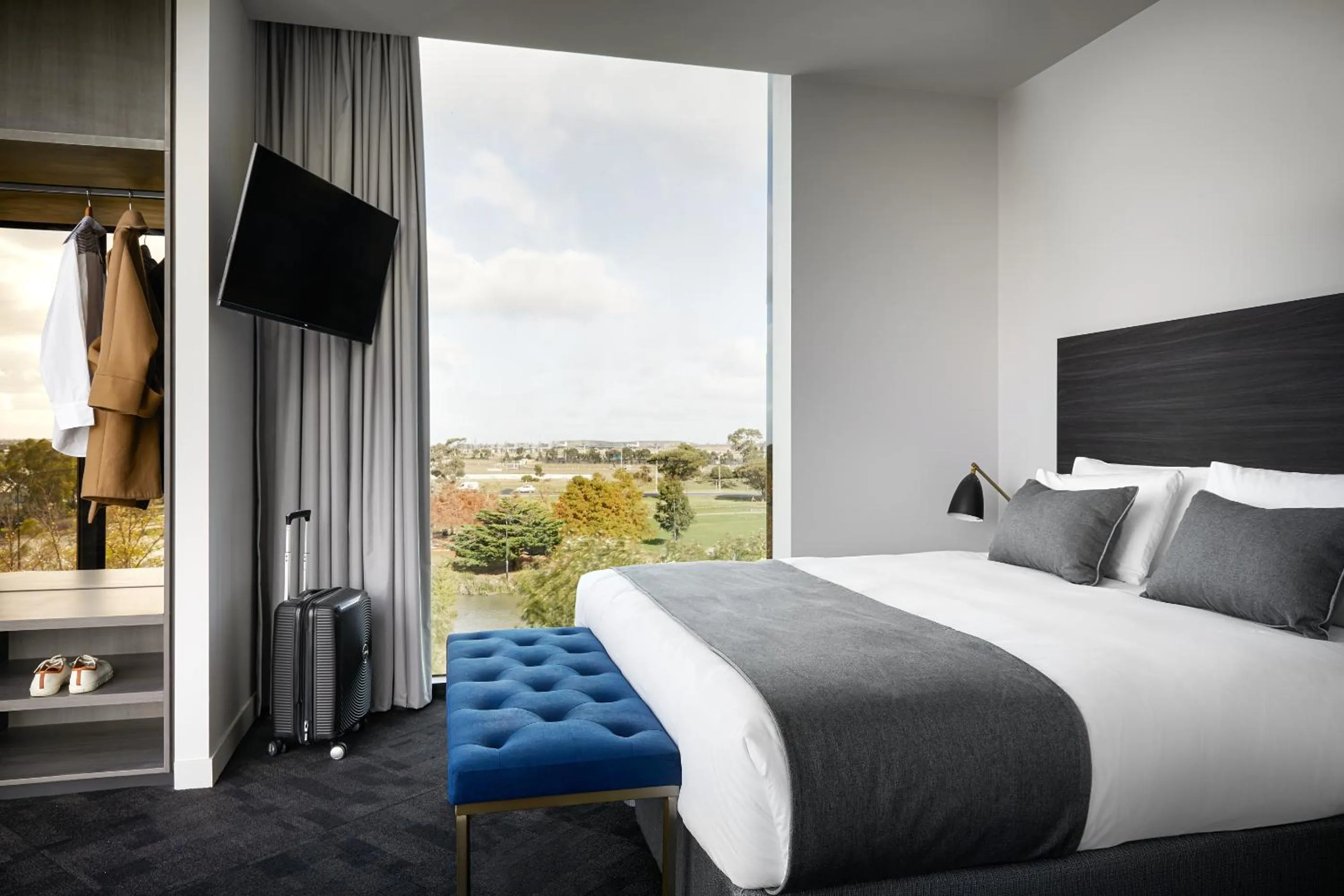 Bedroom, Bed in Punthill Caroline Springs