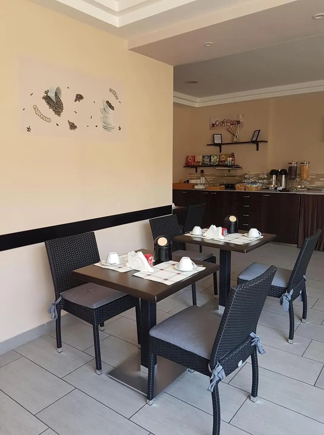 Breakfast in Hotel Mirage