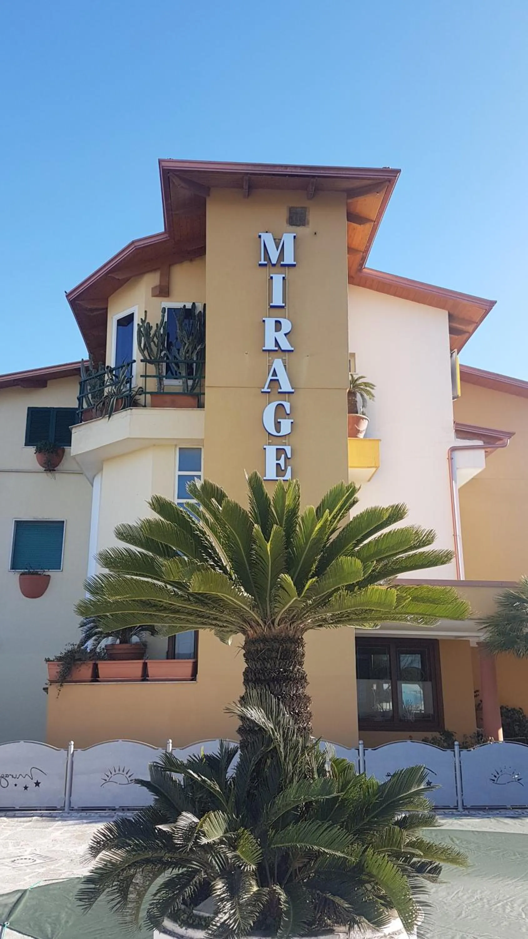 Property logo or sign in Hotel Mirage