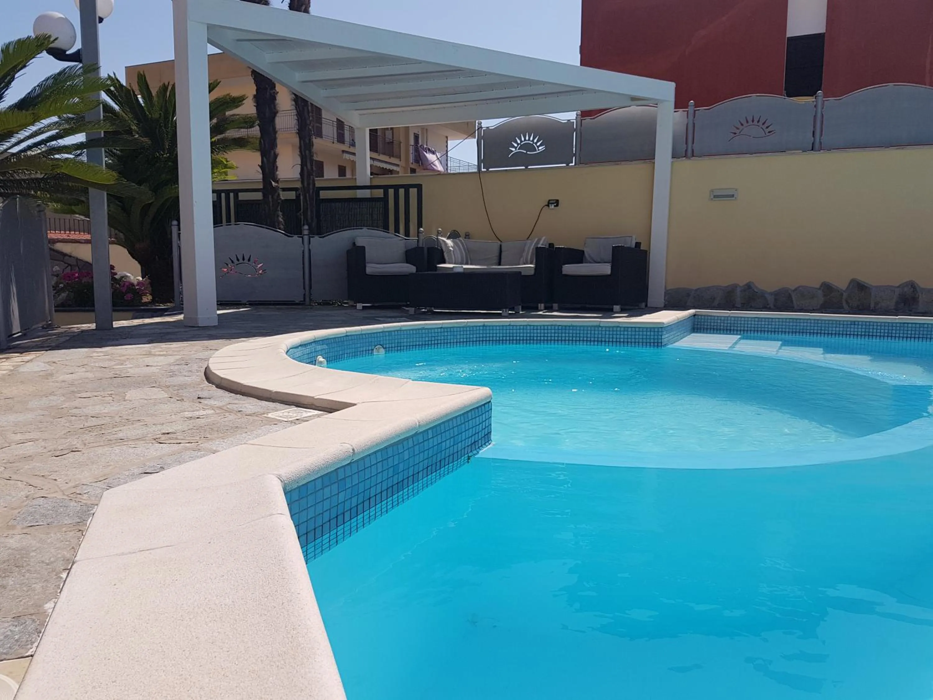 Swimming pool in Hotel Mirage