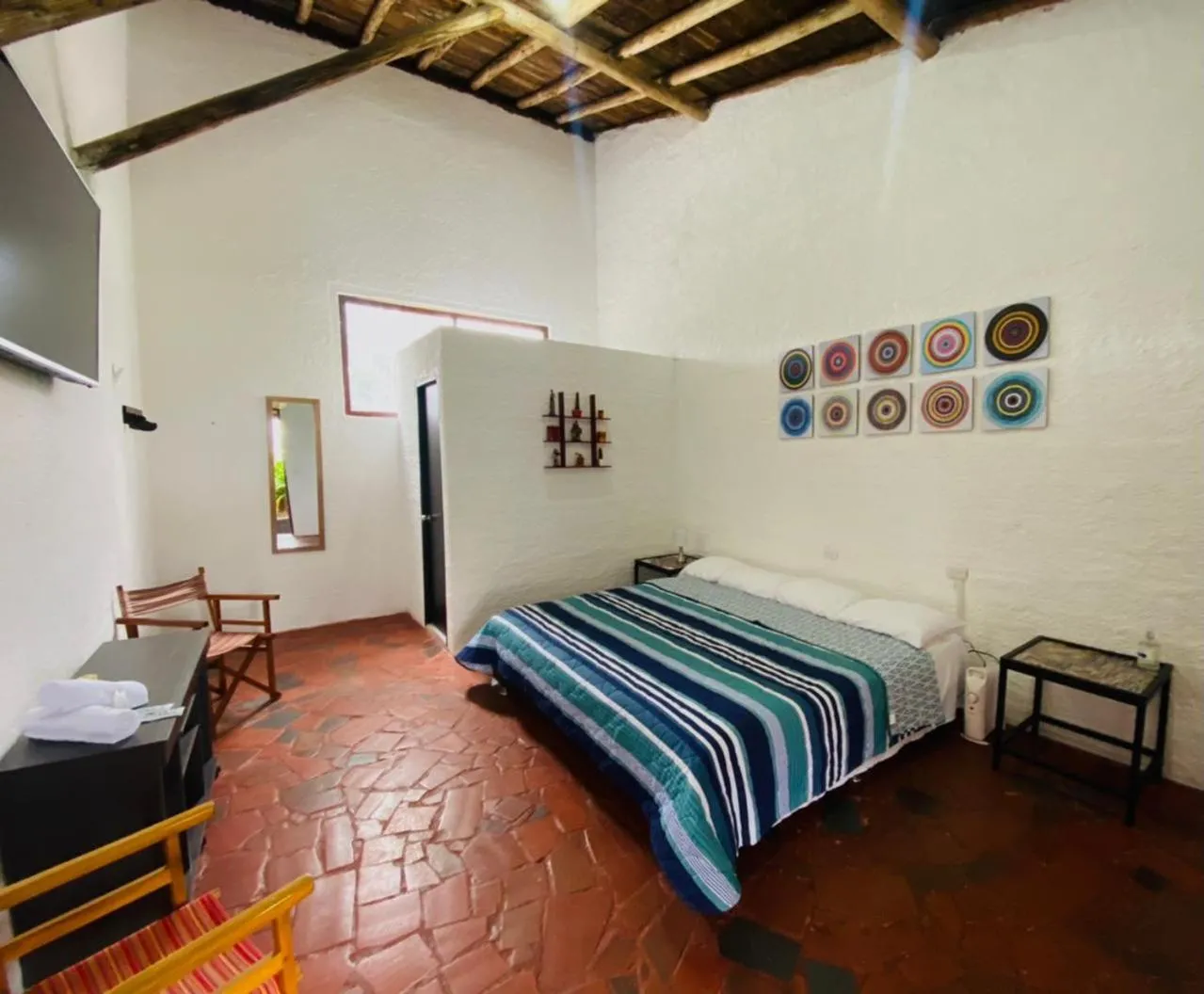 Photo of the whole room, Bed in Club AVIVA Guatavita - Hostel - Restaurante, Disco & Bar