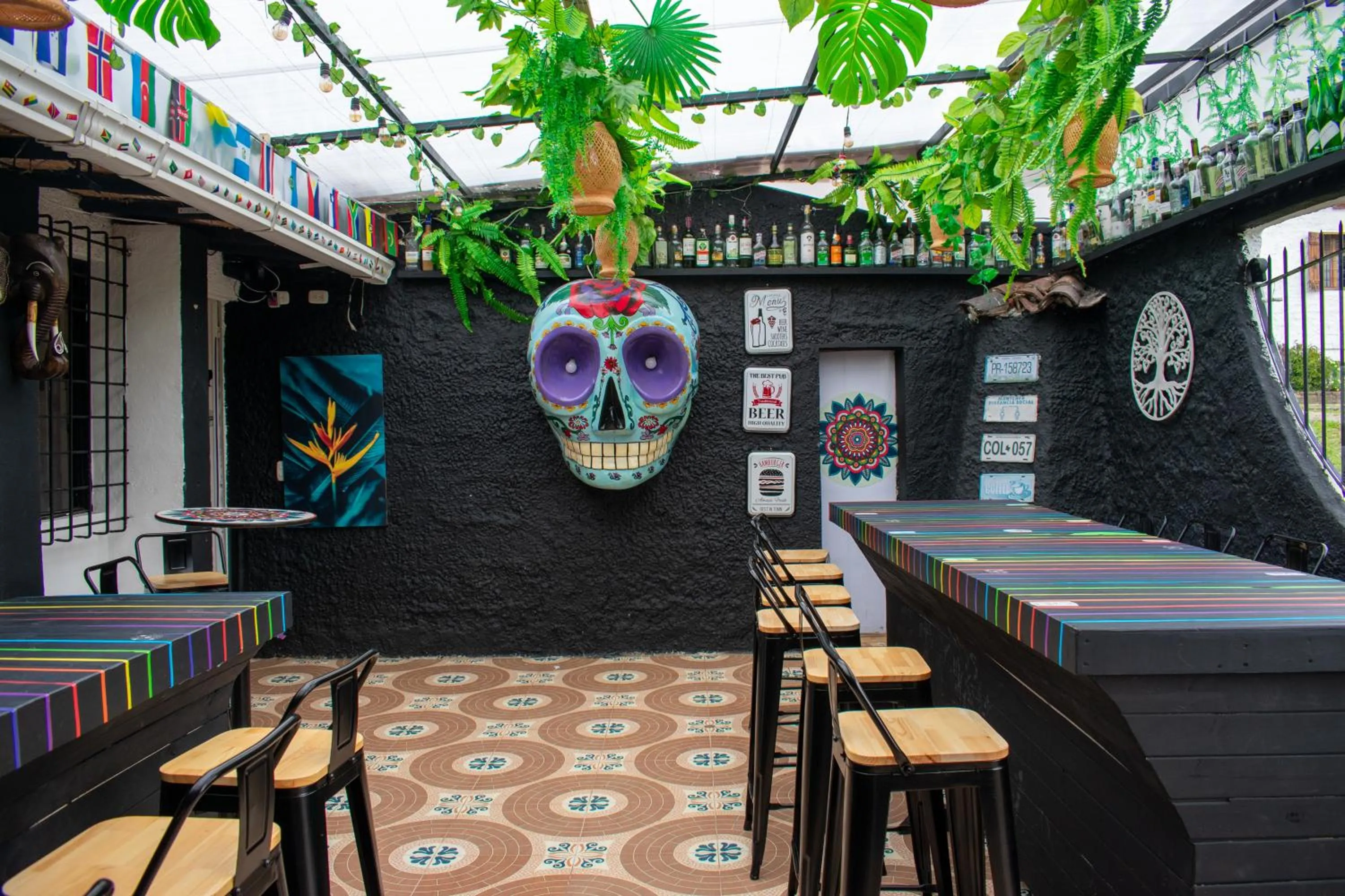 Club AVIVA Guatavita - Hostel - Restaurante, Disco & Bar