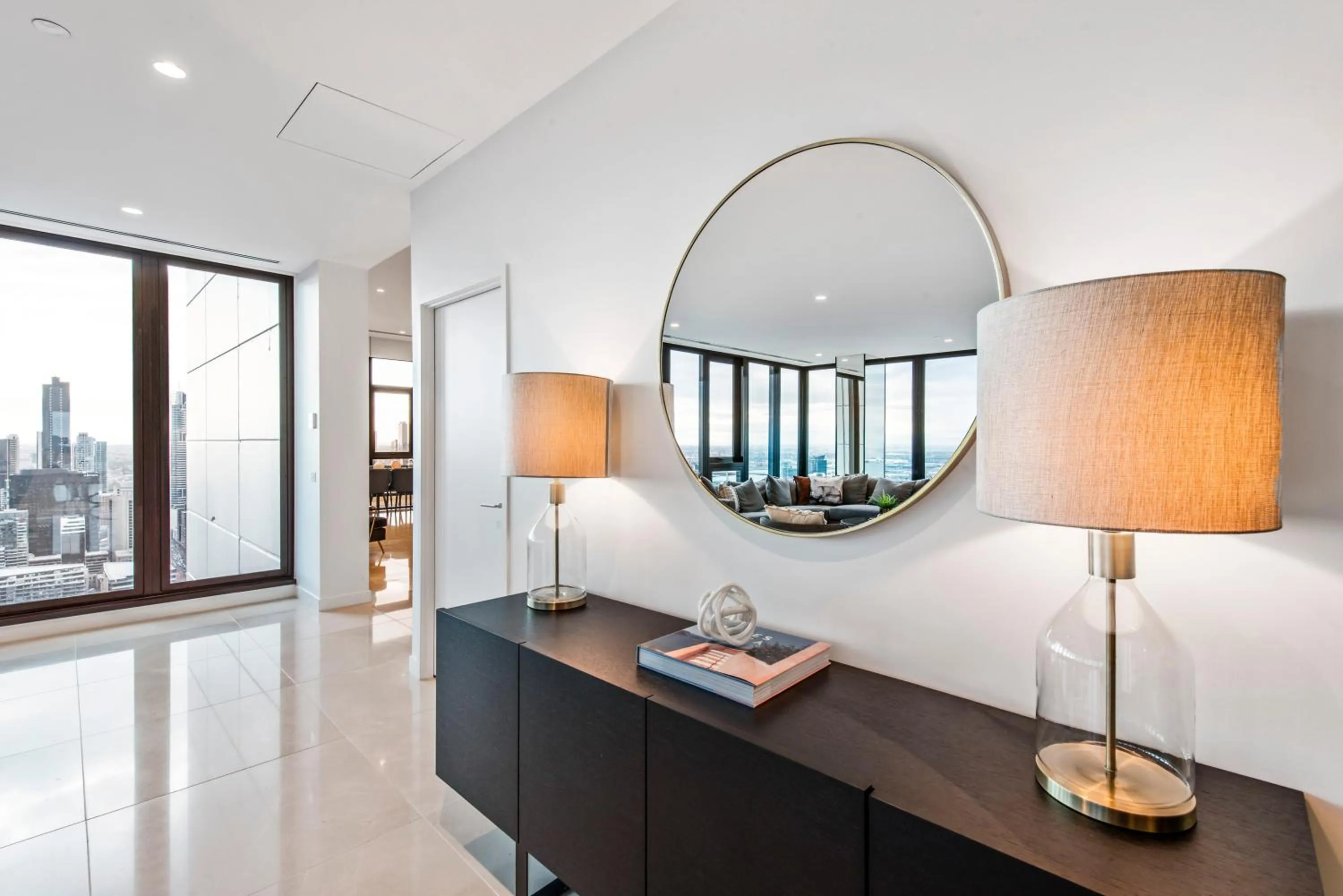 Lounge or bar, Bed in Melbourne City Apartments Panoramic Skyview Penthouse