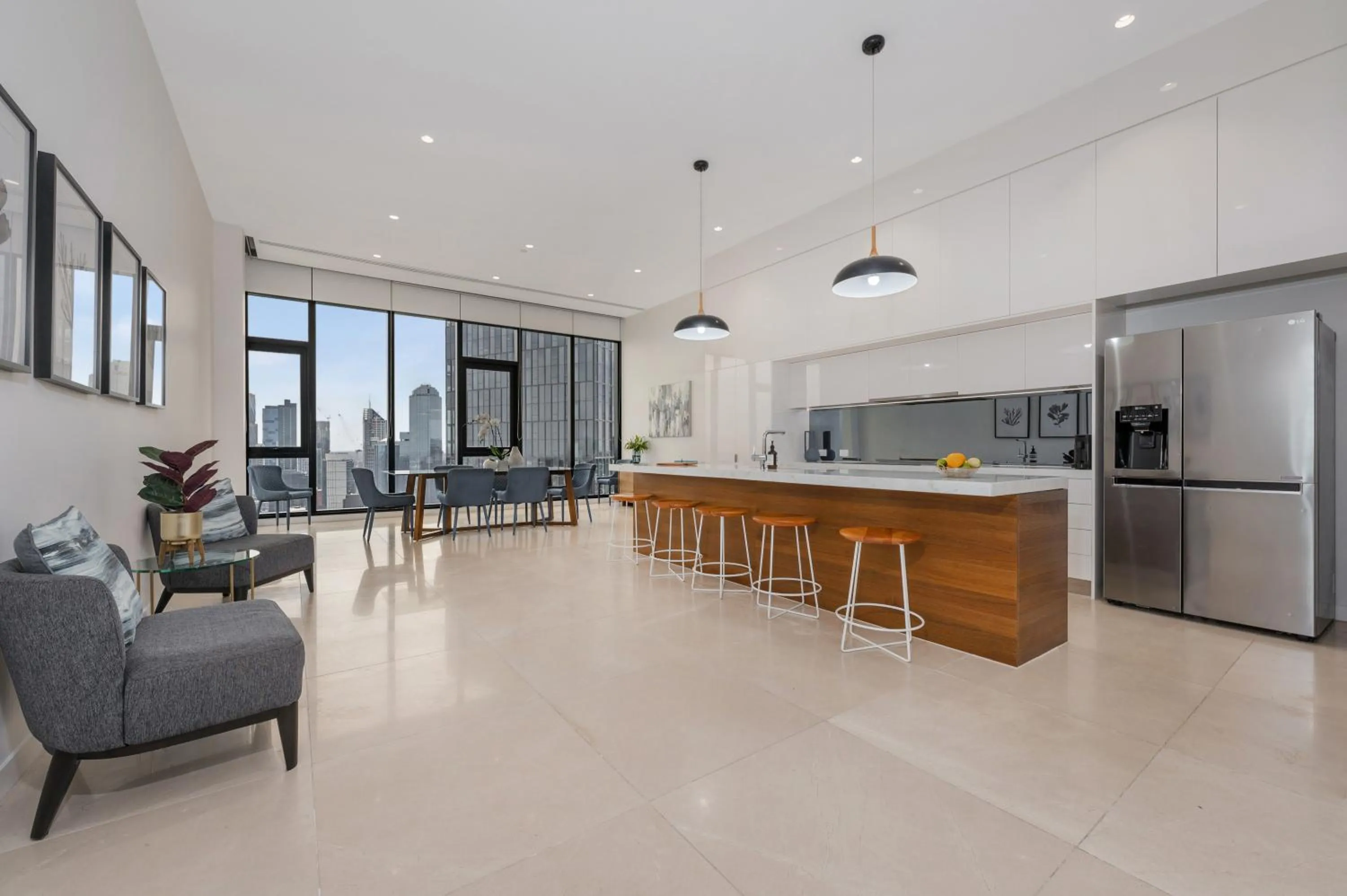 Dining area in Melbourne City Apartments Panoramic Skyview Penthouse