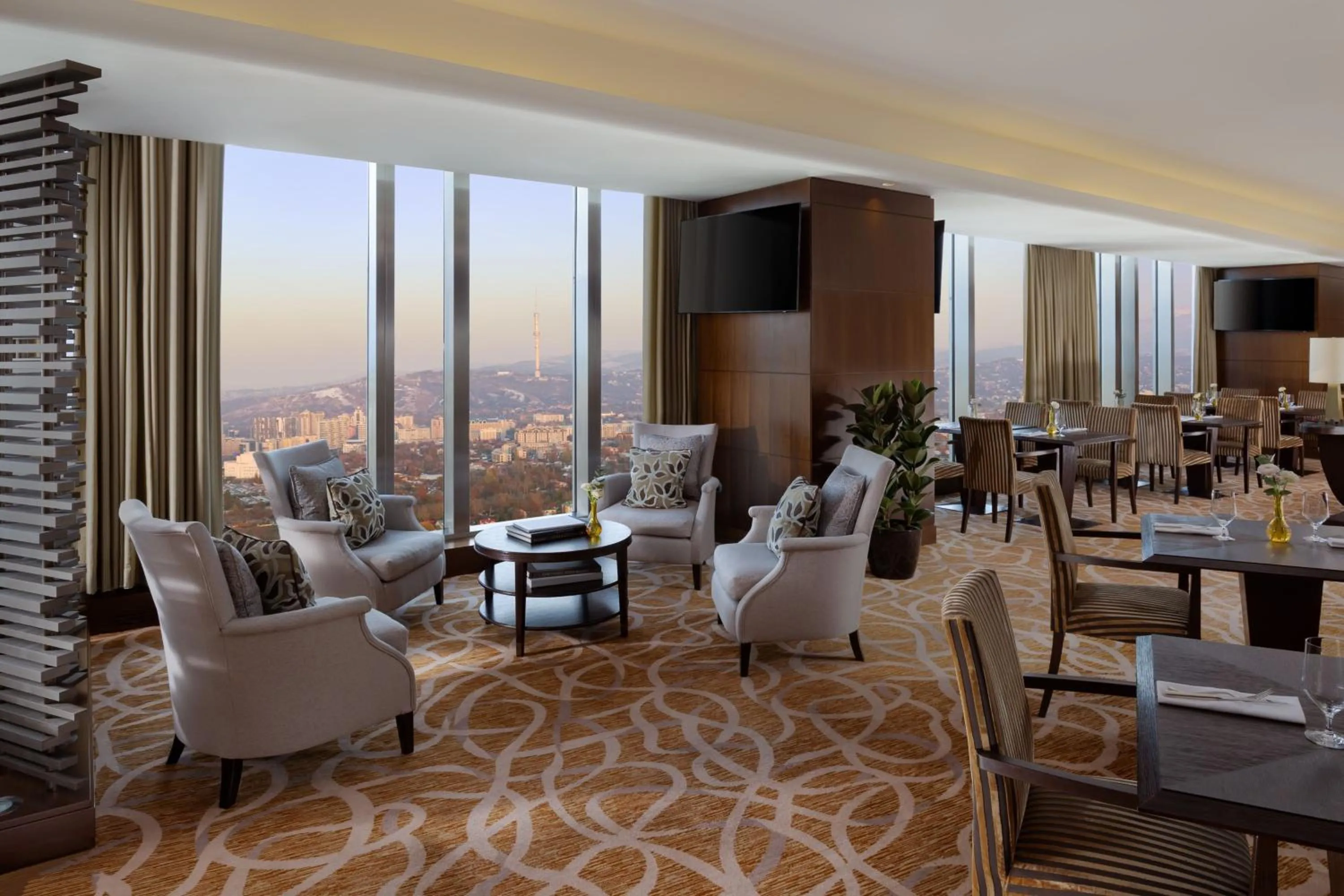 Lounge or bar in The Ritz-Carlton, Almaty