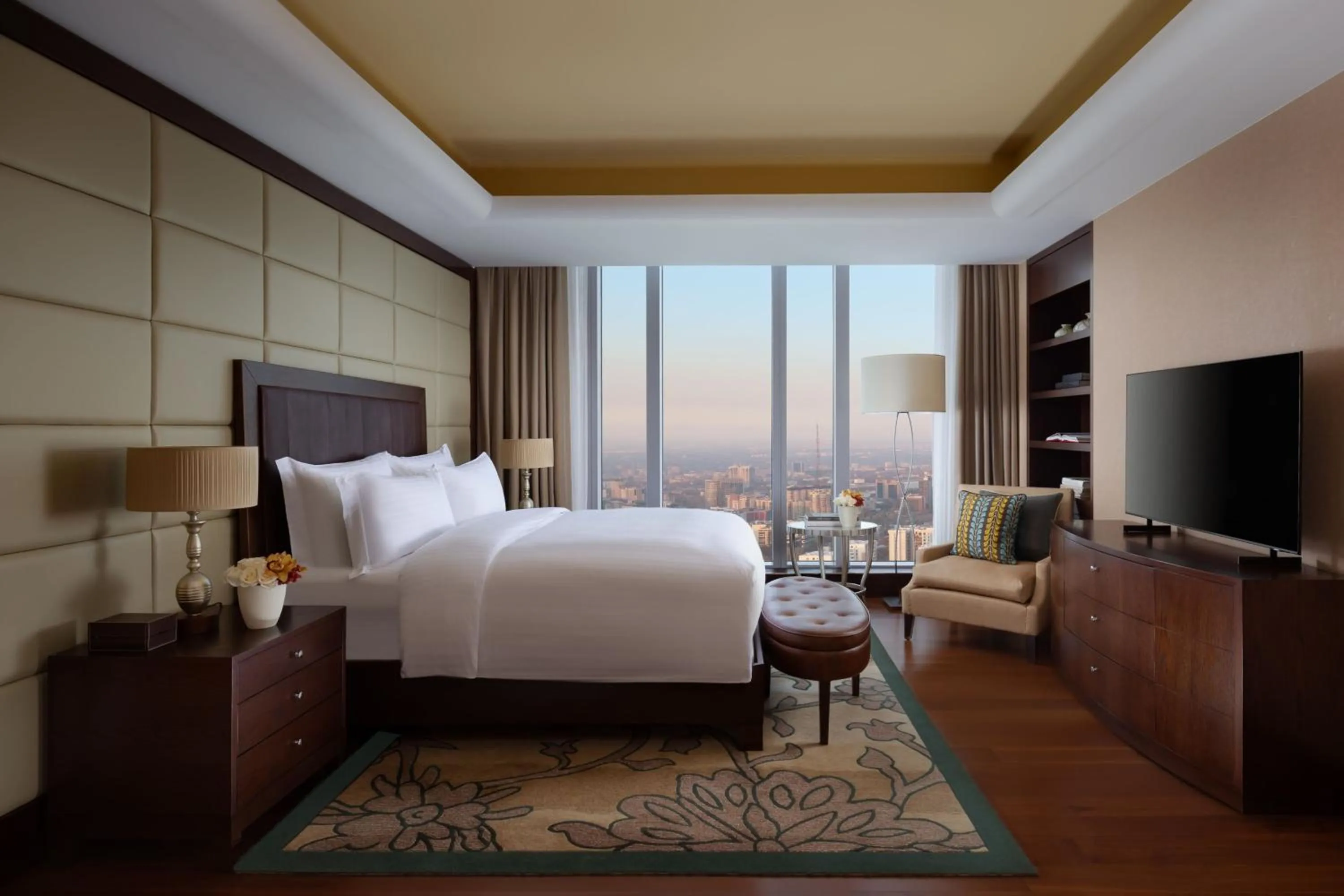 Photo of the whole room, Bed in The Ritz-Carlton, Almaty