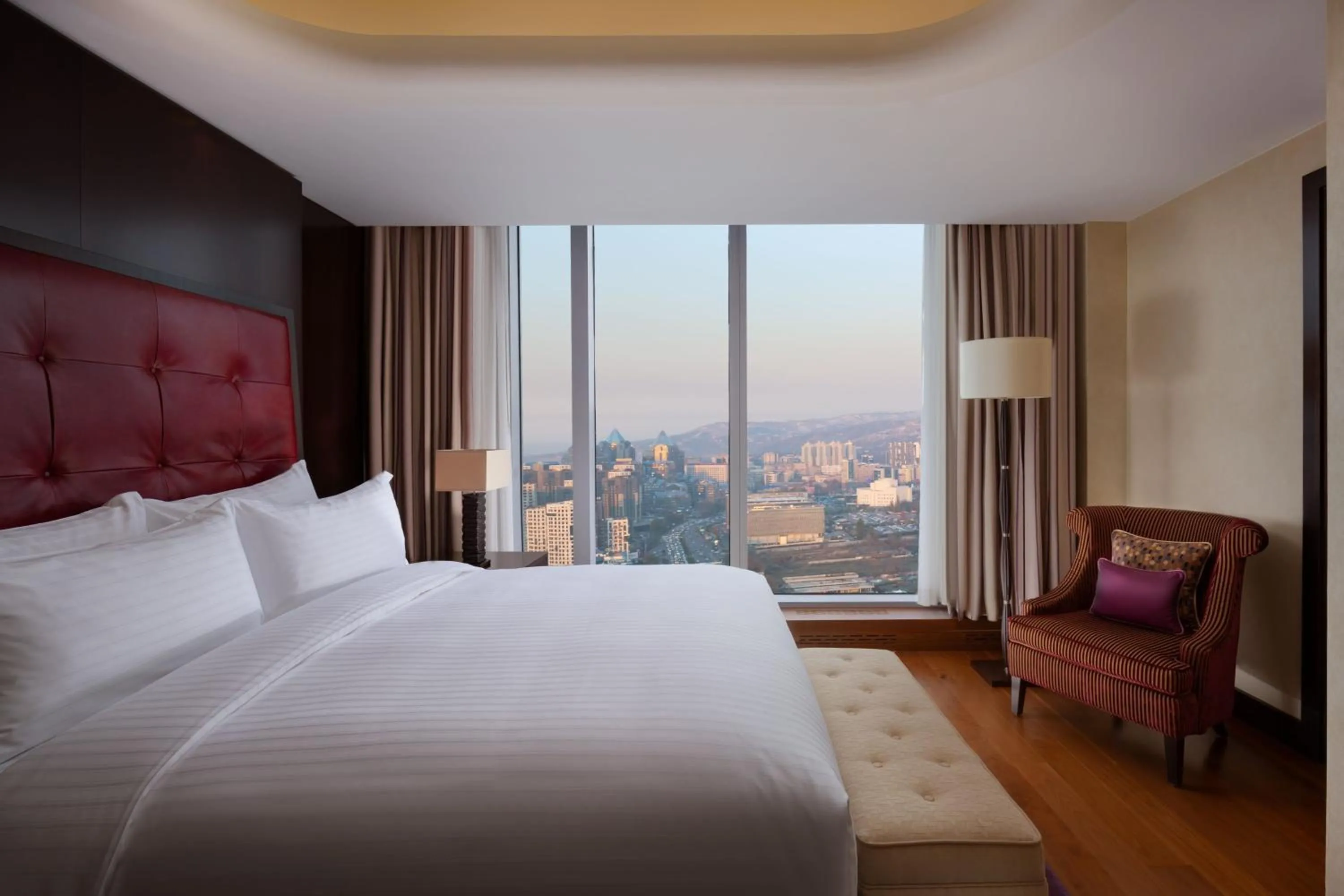 Photo of the whole room, Bed in The Ritz-Carlton, Almaty