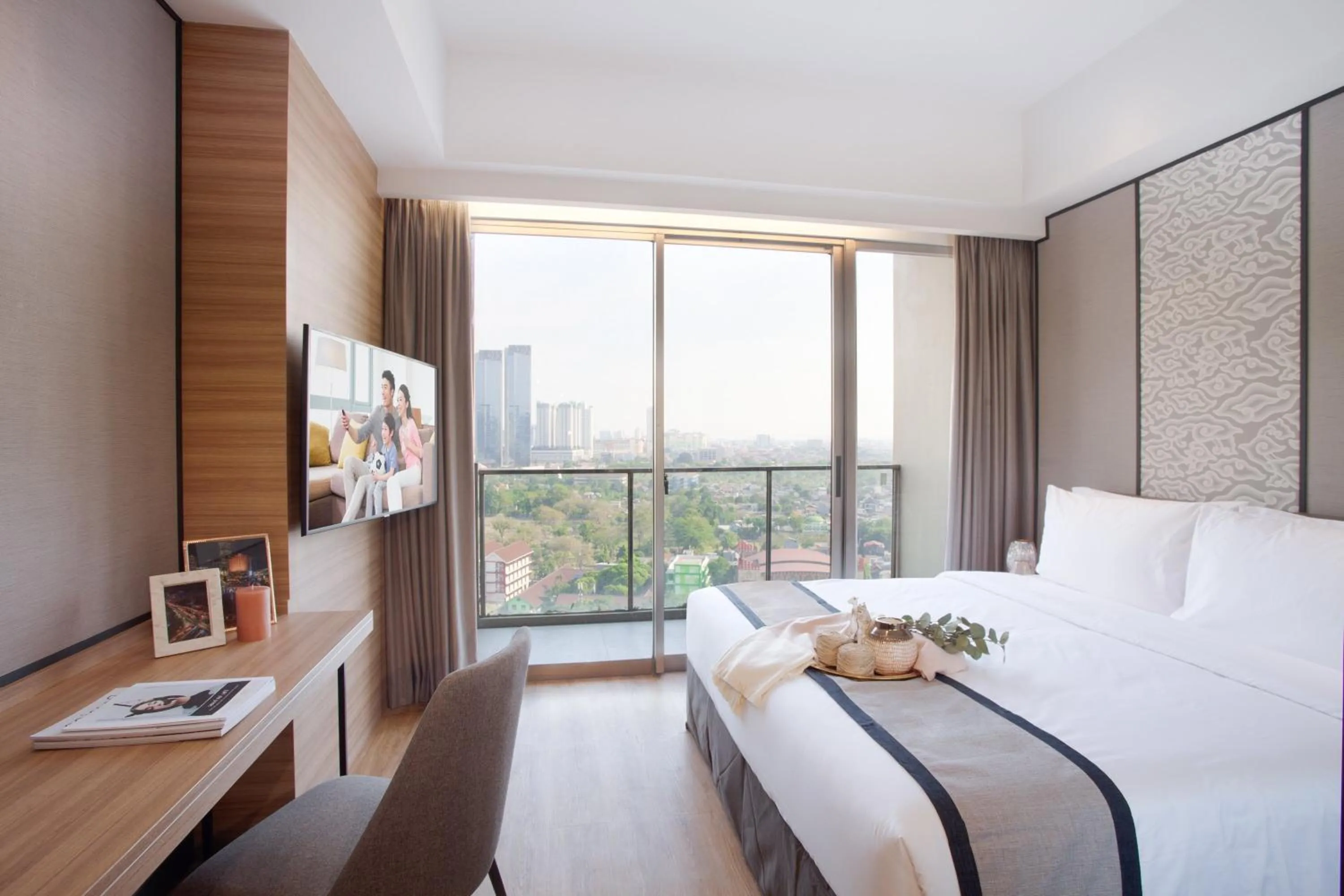 Bedroom, Bed in Somerset Sudirman Jakarta