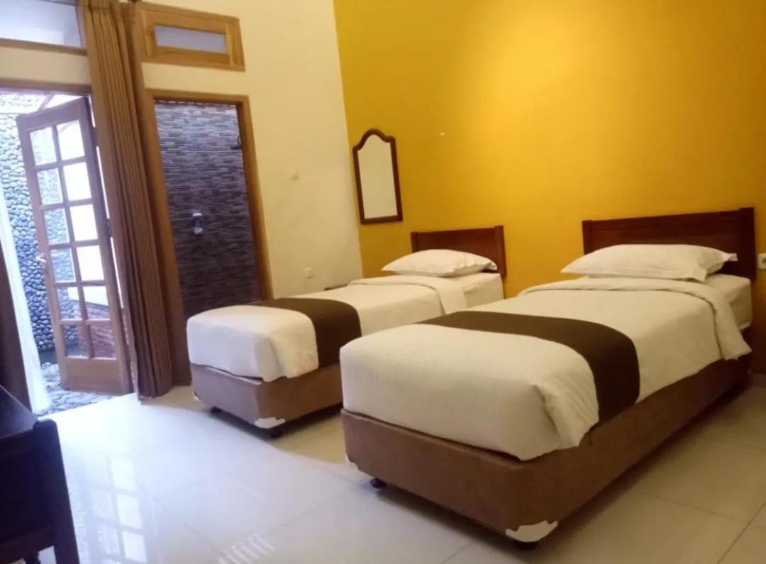 Bed in Helena Guest House