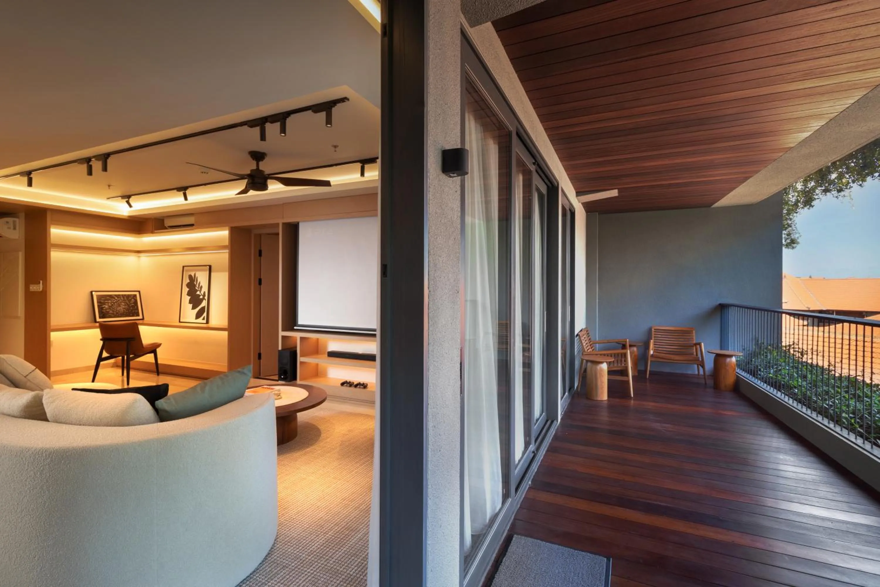 Balcony/Terrace in Beachwalk Residence