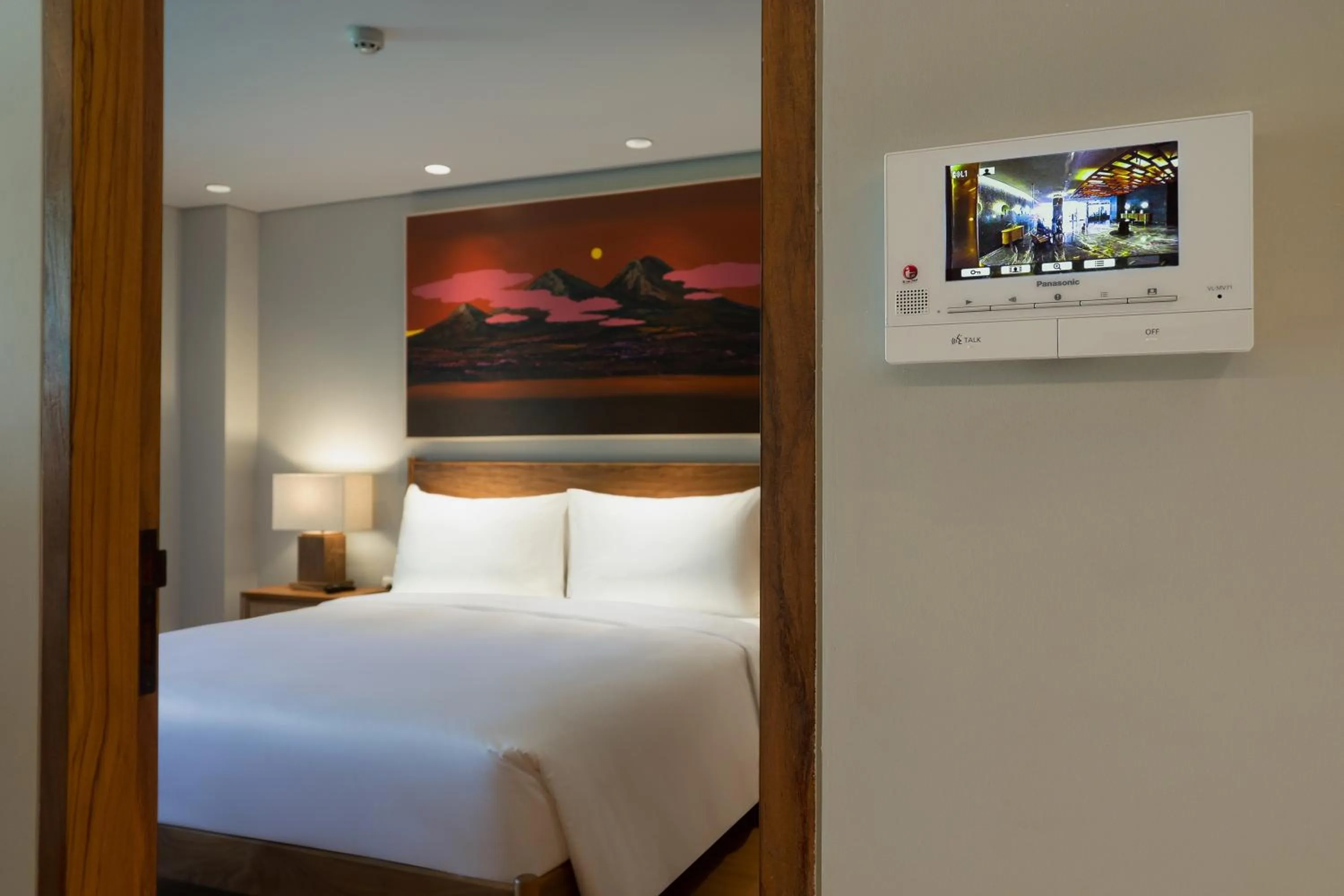 Bedroom, Bed in Beachwalk Residence