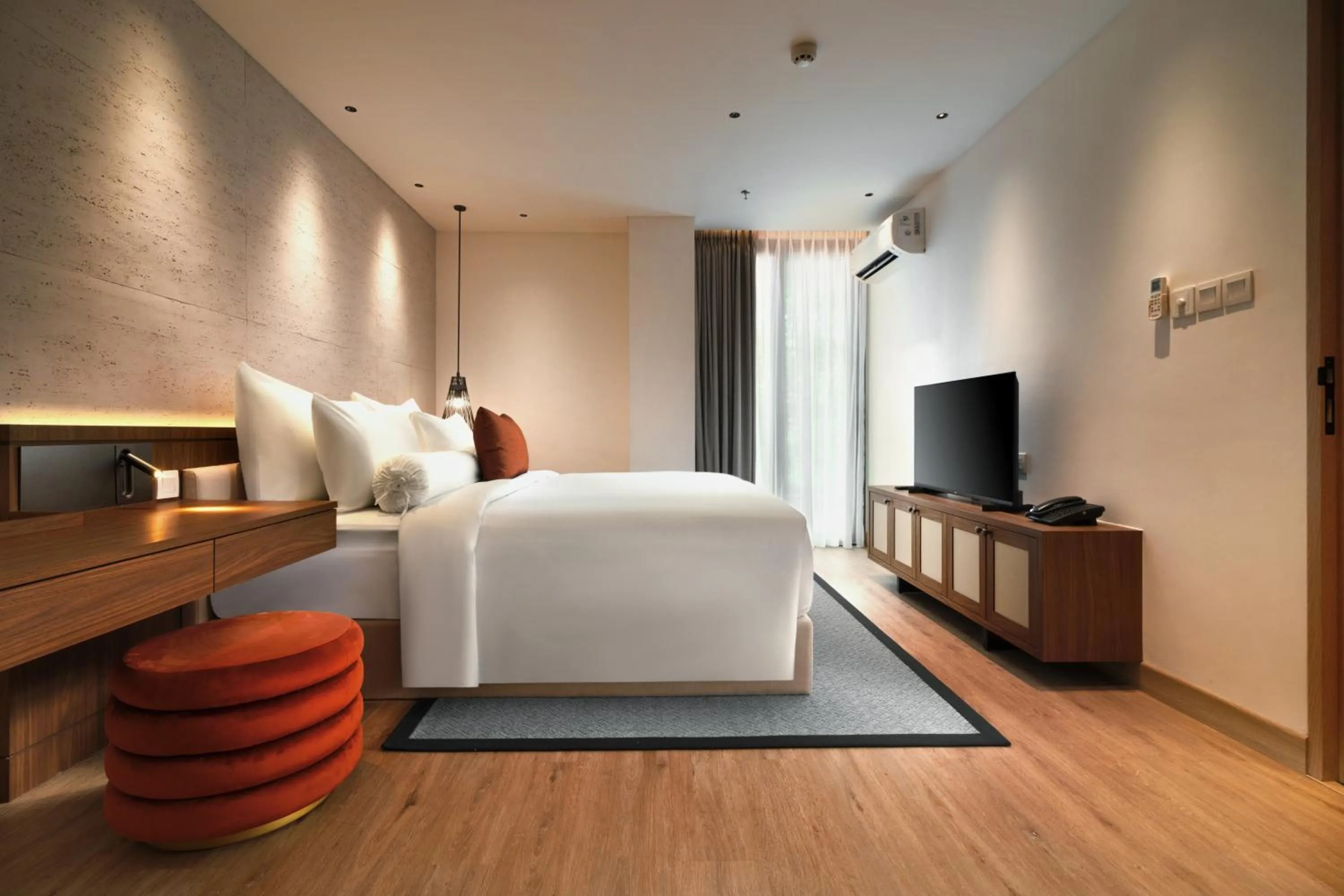 Bedroom, Bed in Beachwalk Residence