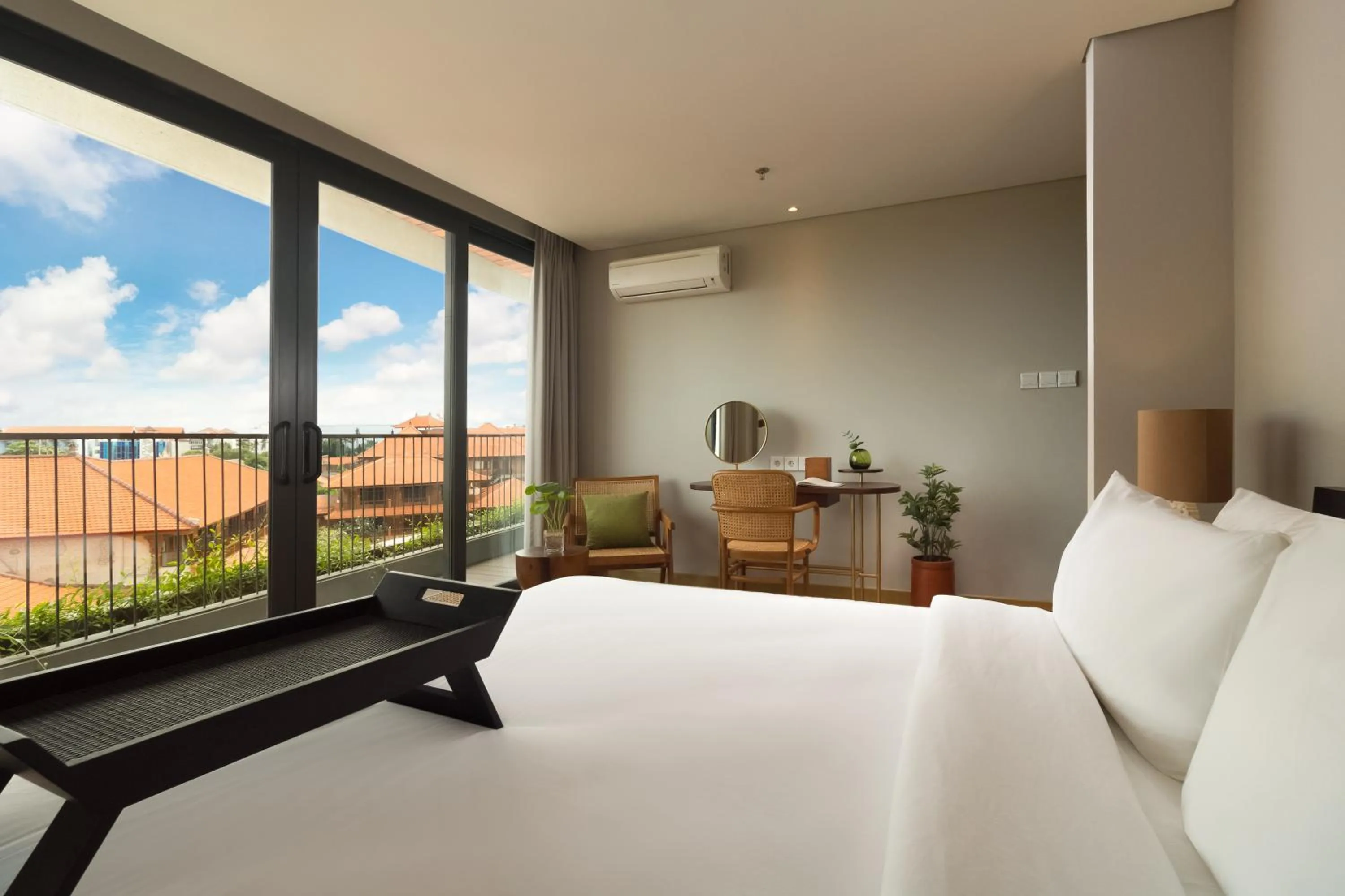 Bedroom, Bed in Beachwalk Residence