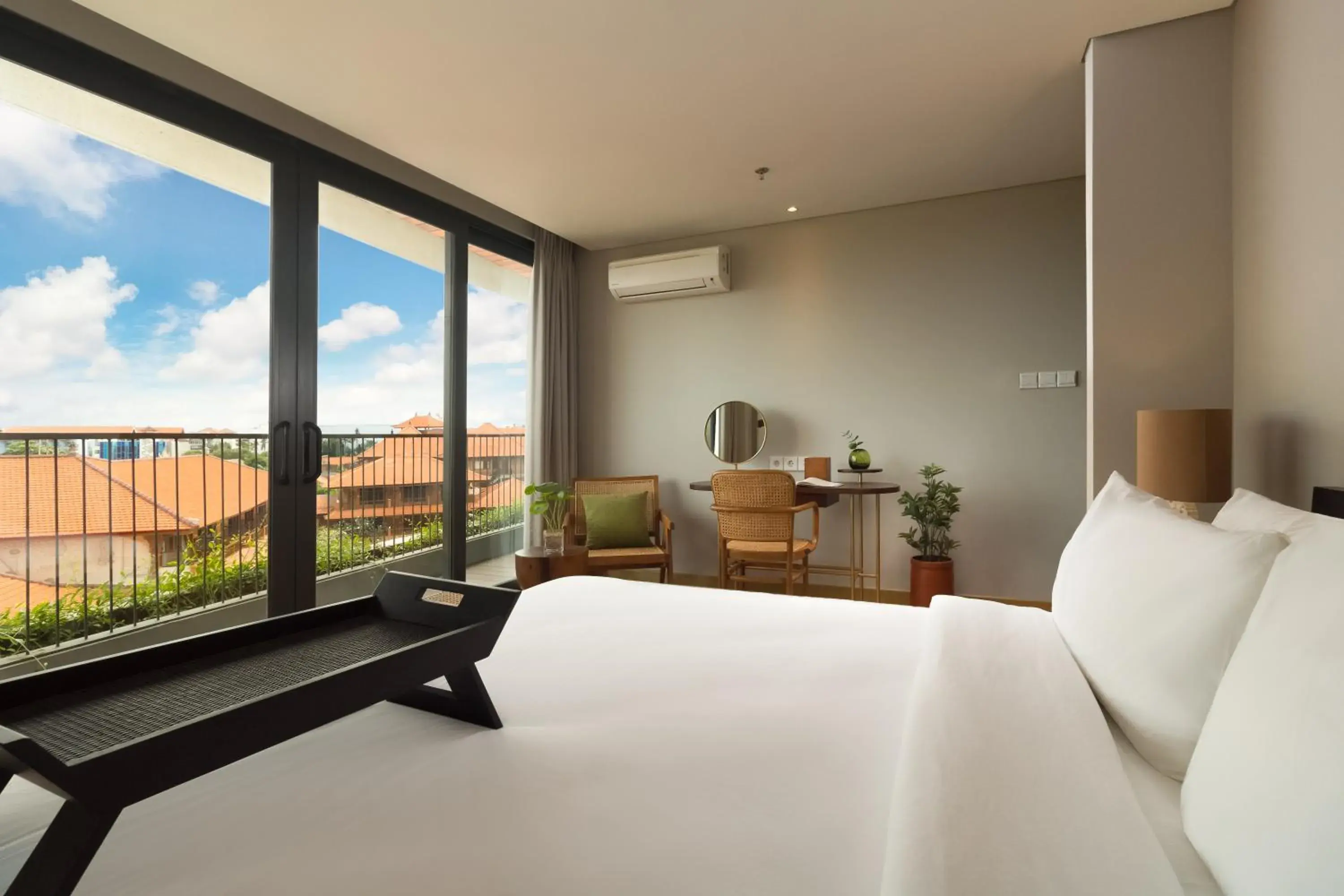 Bedroom, Bed in Beachwalk Residence Bedroom, Bed in Beachwalk Residence