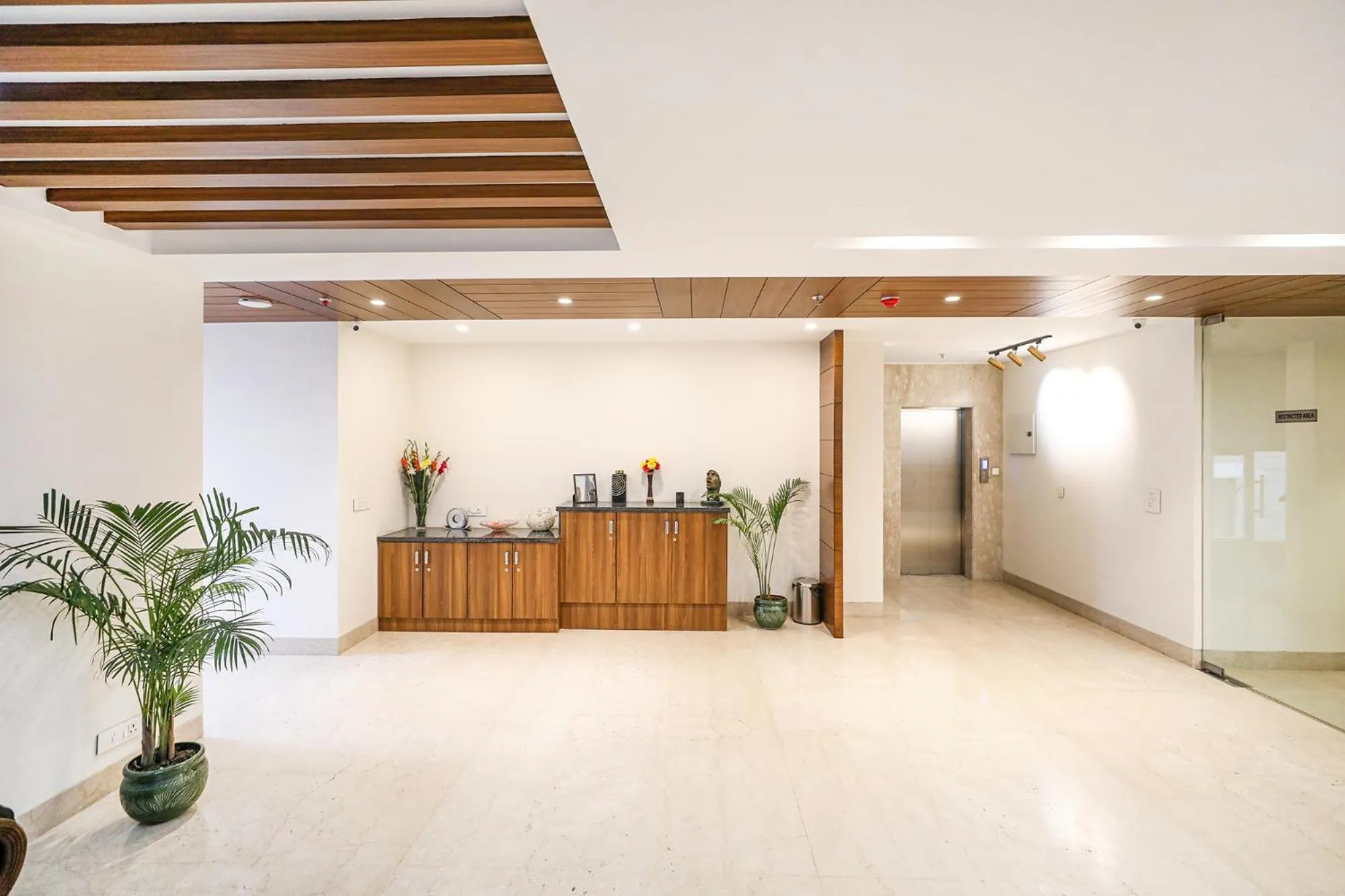 Lobby or reception in FabHotel La Paz Stay B&B