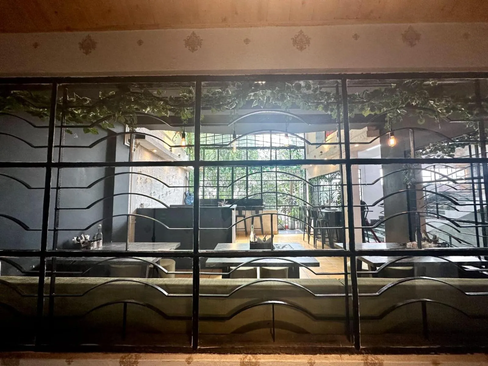 Restaurant/places to eat in Olive By Tej Hotel And Resorts