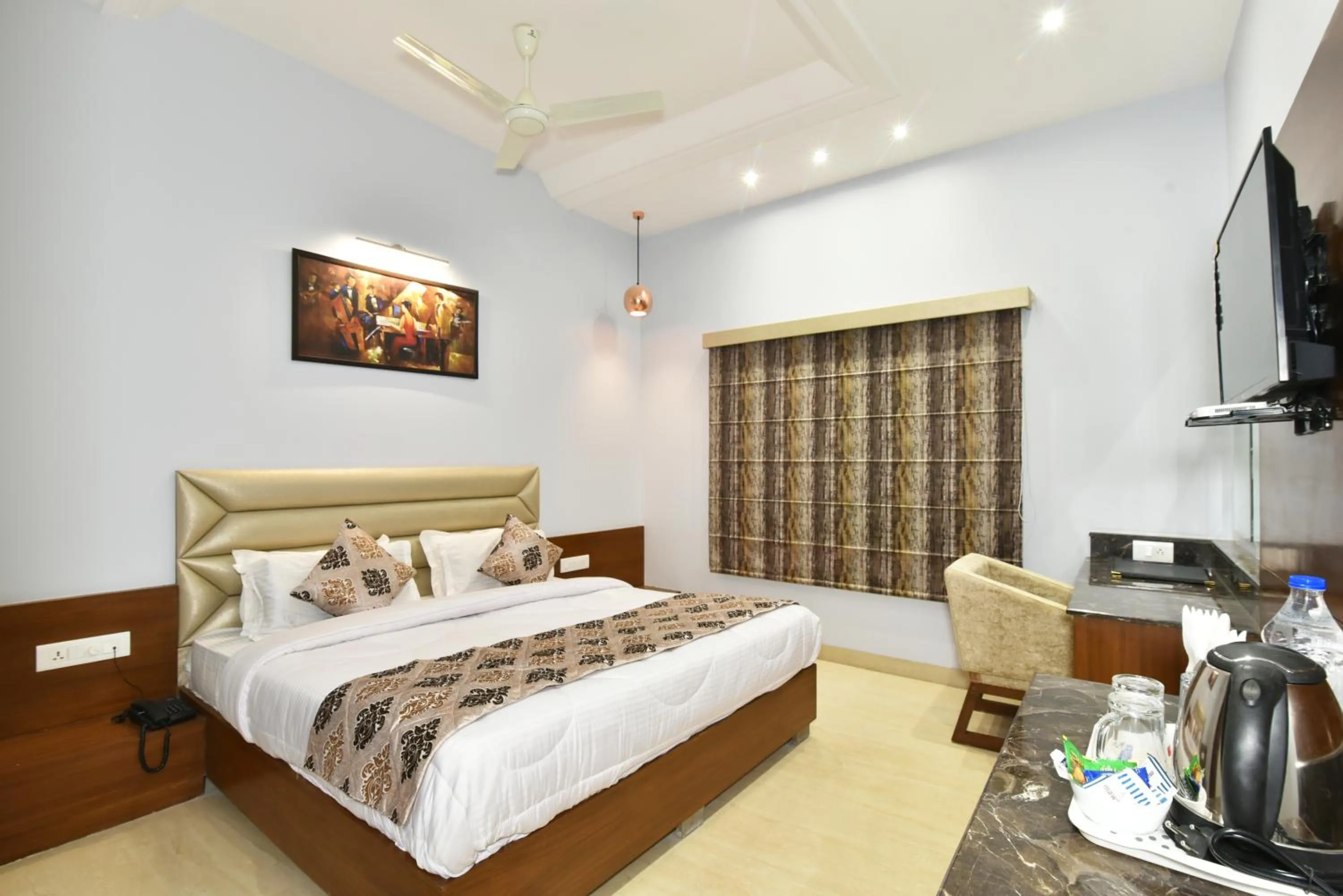 Bed in Hotel Vacation Inn