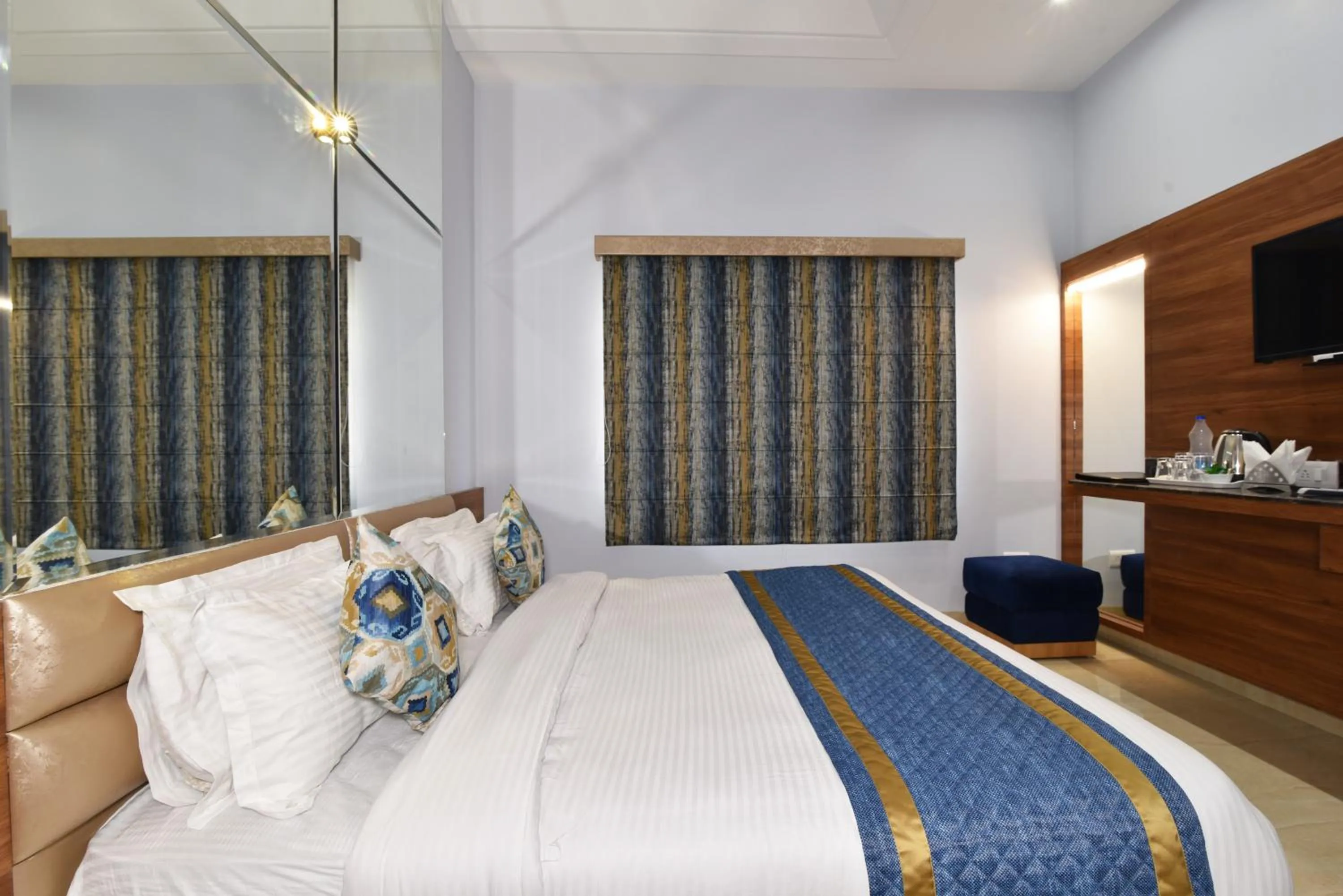 Bed in Hotel Vacation Inn