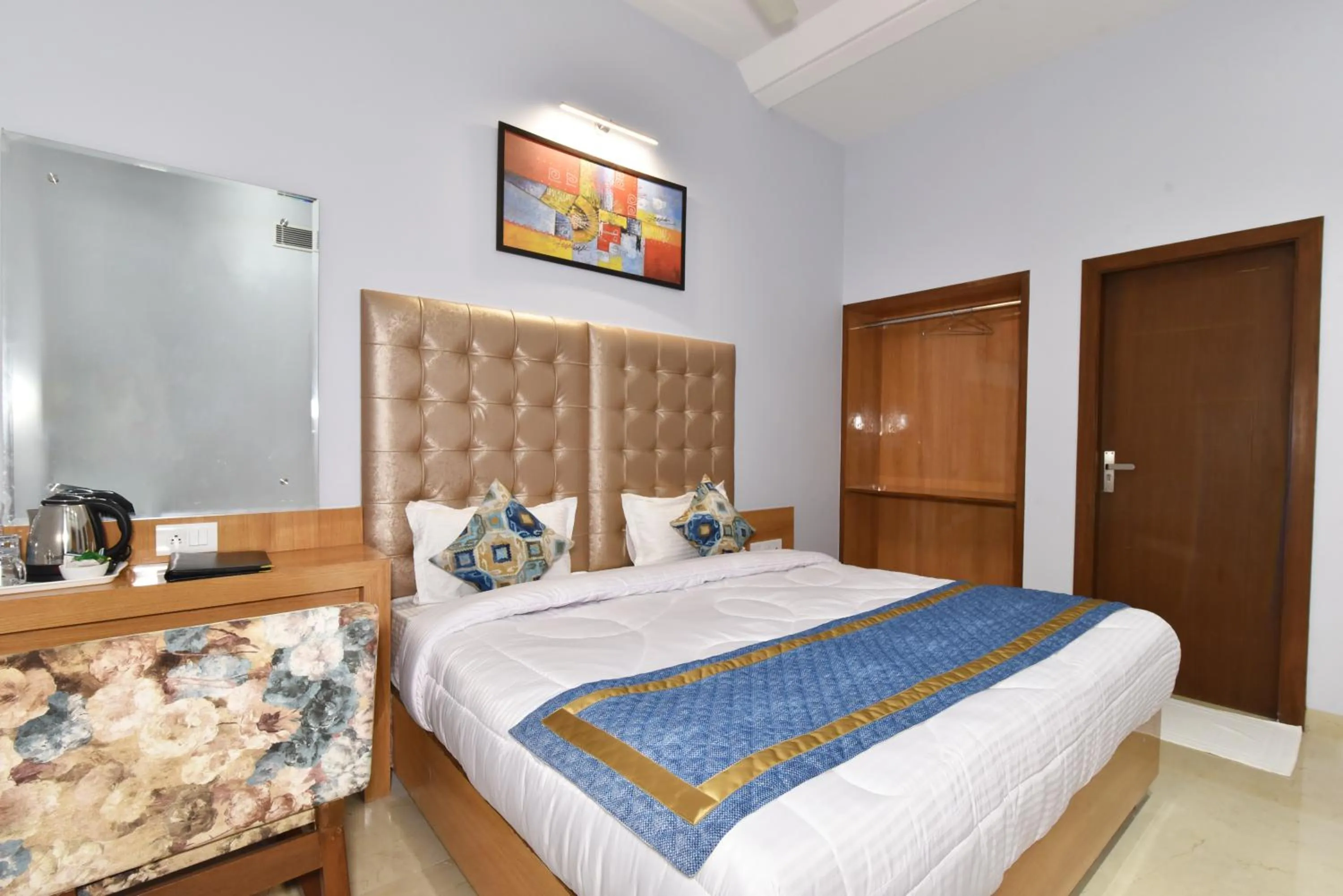 Bed in Hotel Vacation Inn