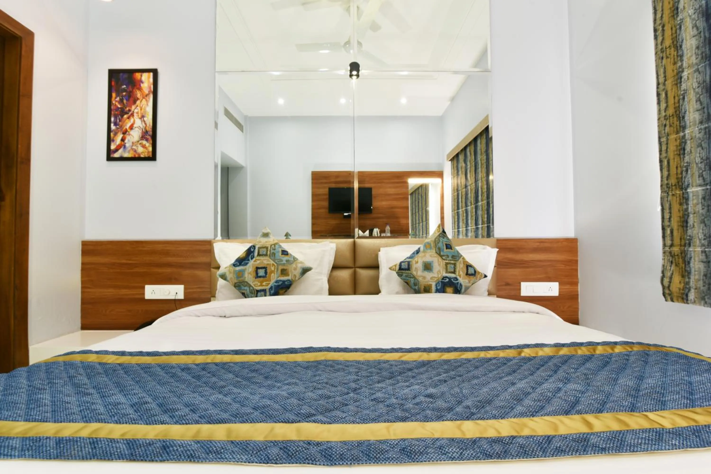 Bed in Hotel Vacation Inn