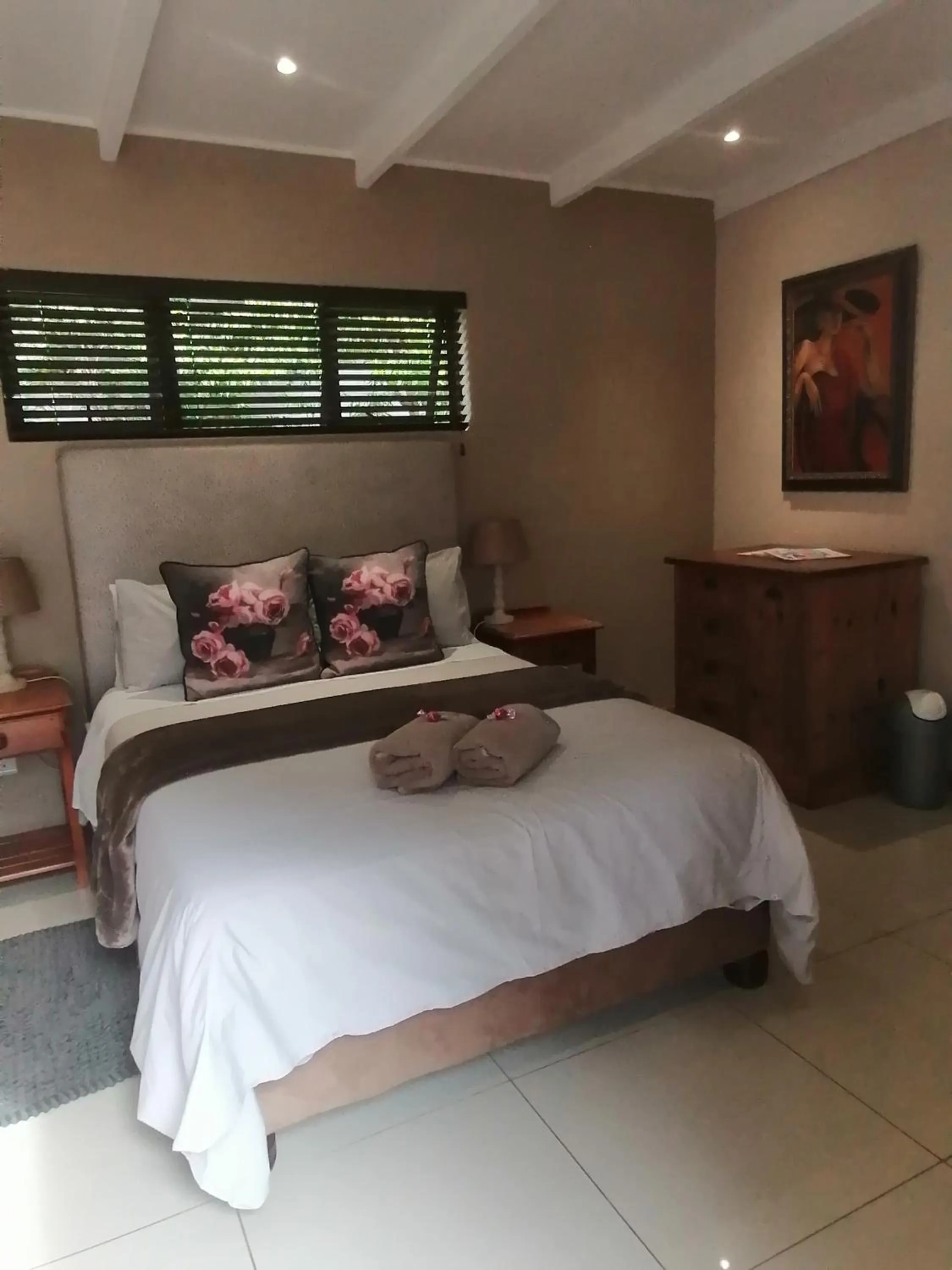 Bedroom in AVIENTO Guesthouse