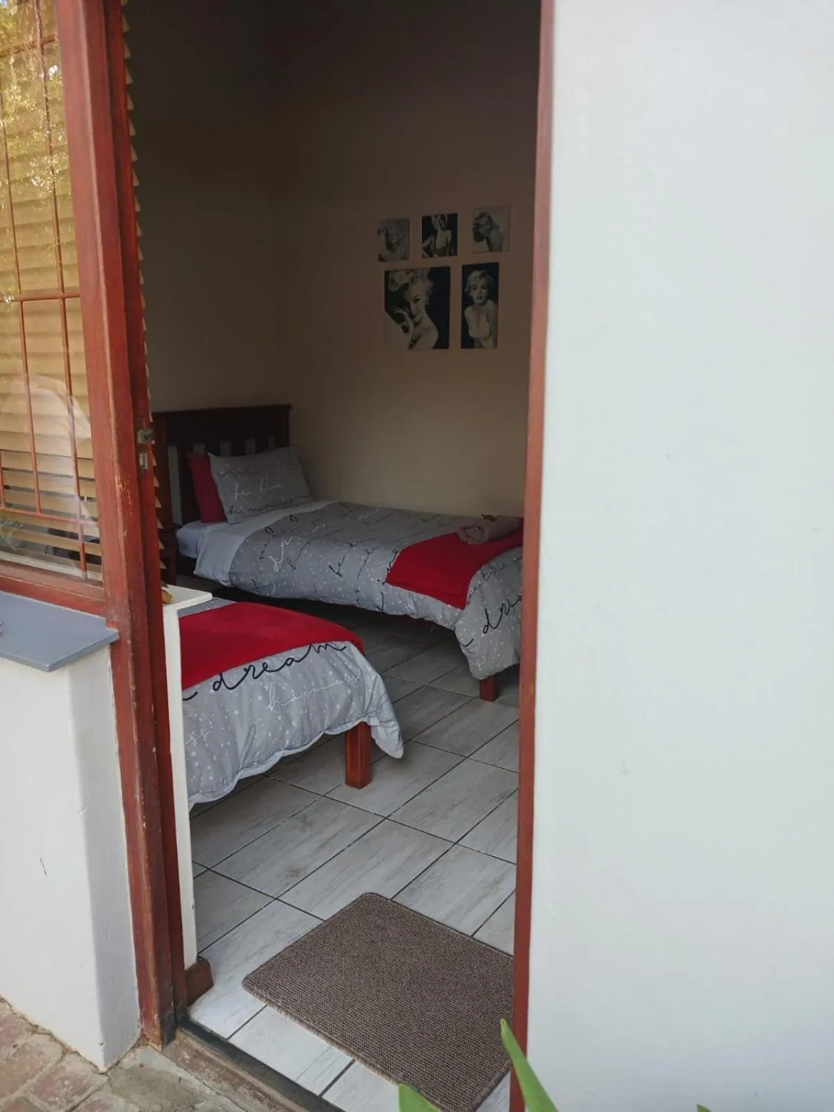 Bedroom in AVIENTO Guesthouse