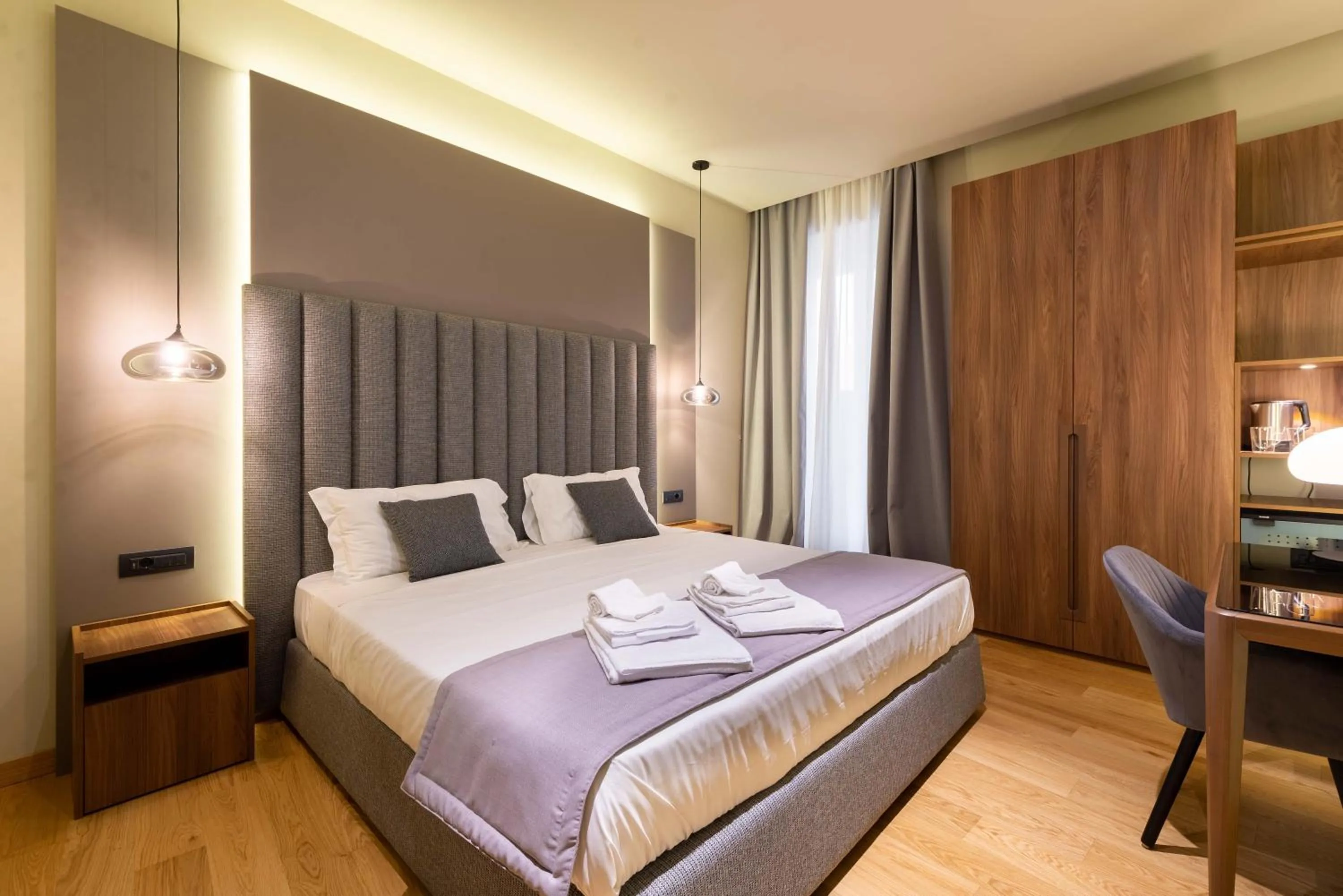 Bed in ELICAL Exclusive Private Suites