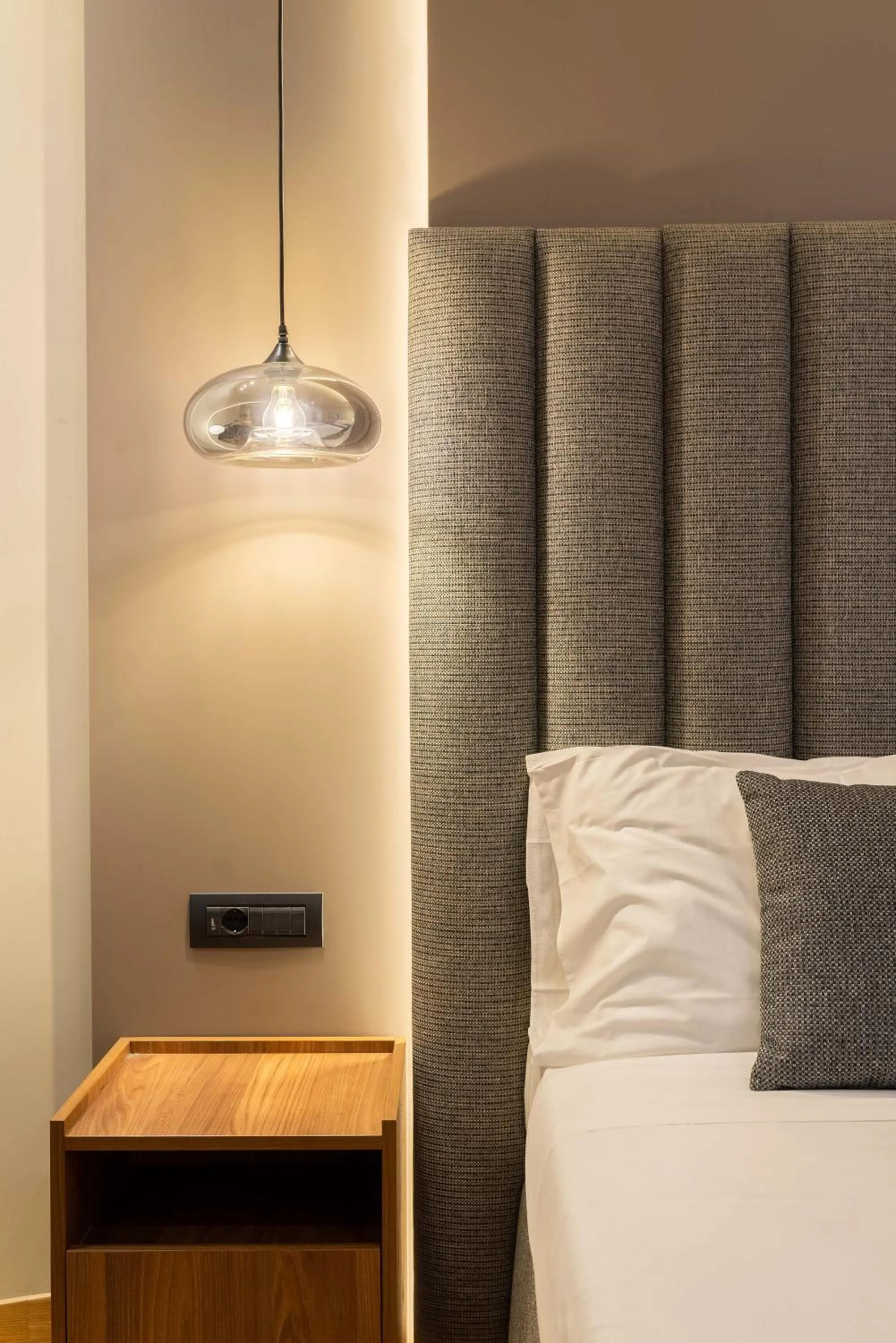 Bed in ELICAL Exclusive Private Suites