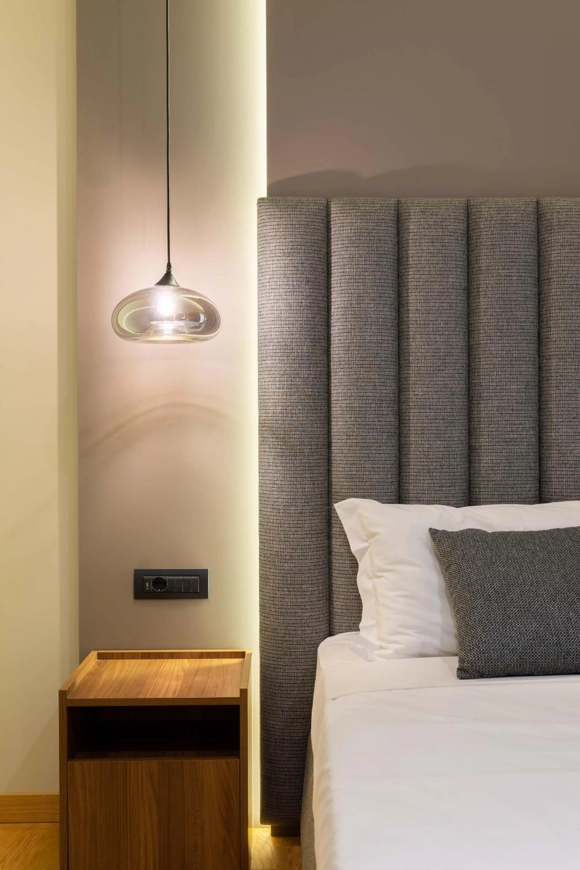 Bed in ELICAL Exclusive Private Suites