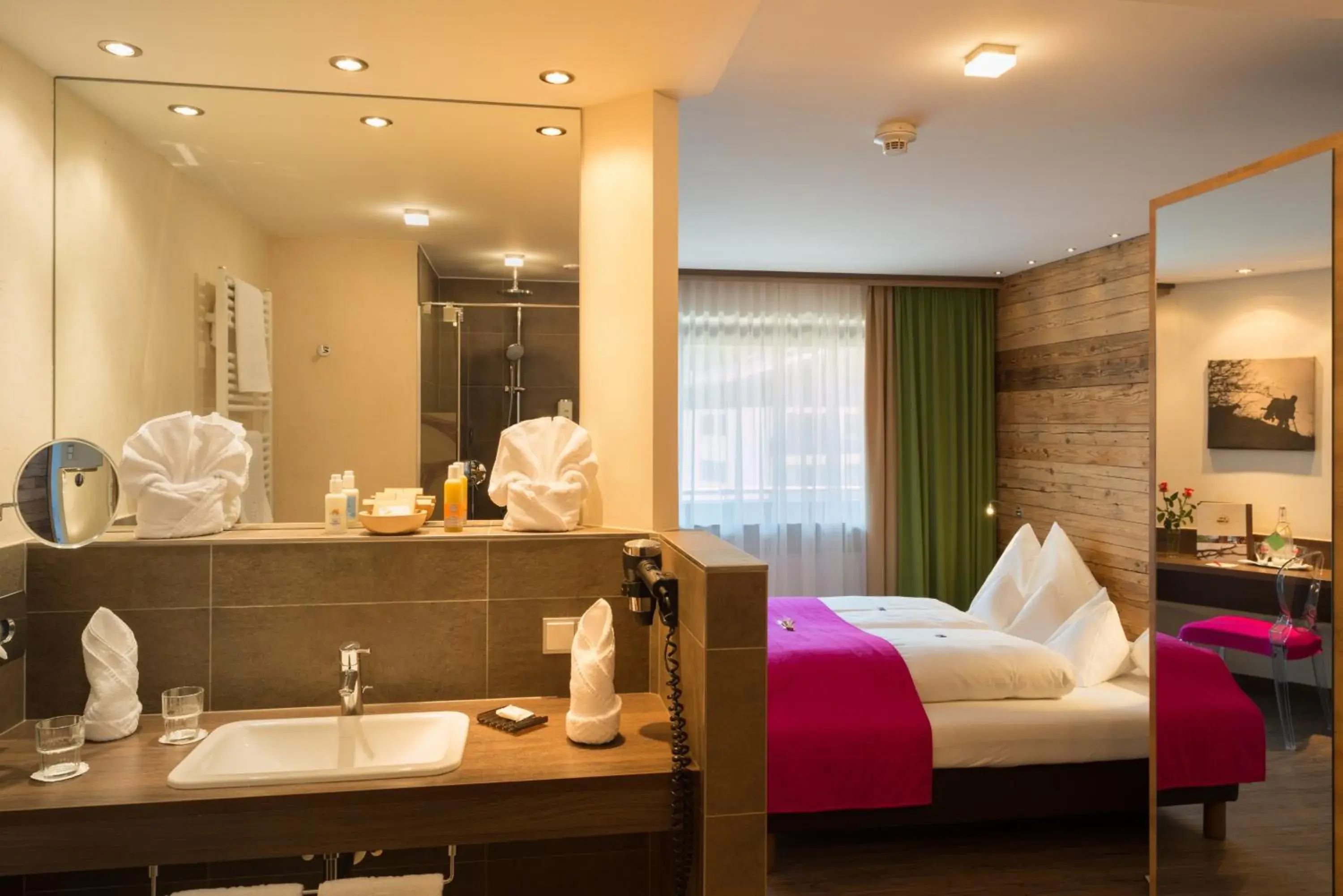 Deluxe Single Room in Hotel DIE SONNE Deluxe Single Room in Hotel DIE SONNE