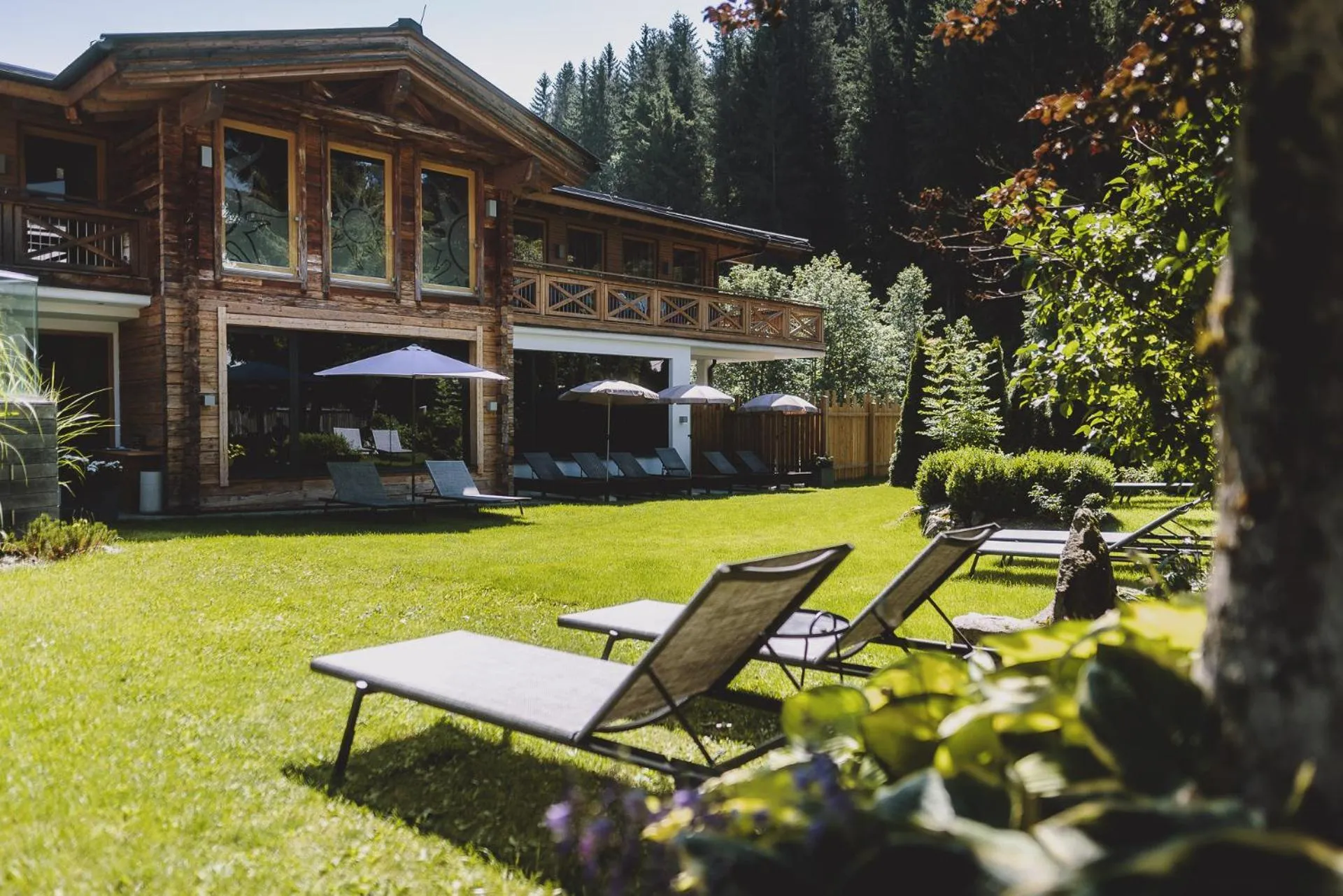 Property building in Hotel DIE SONNE