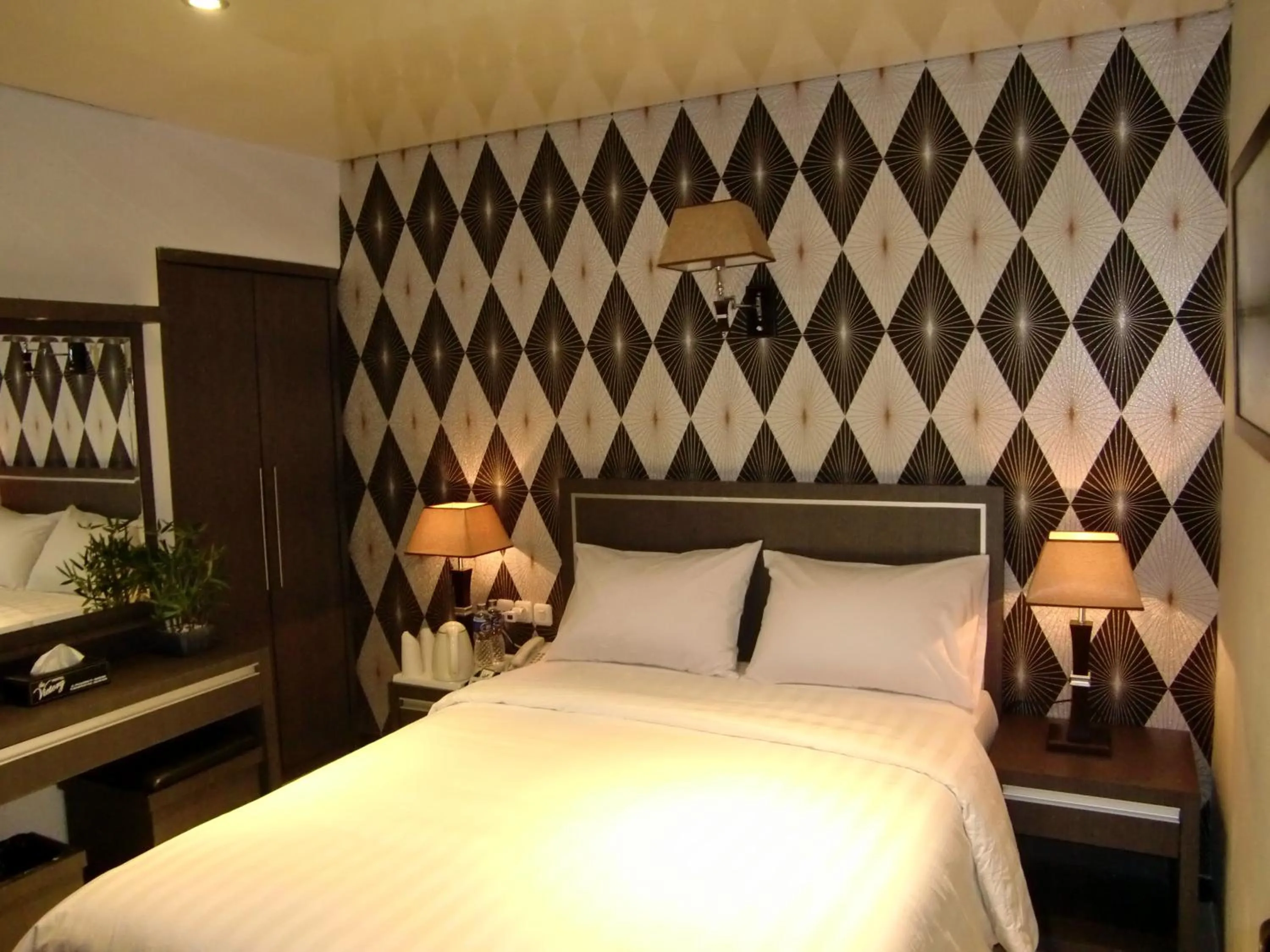 Bedroom, Bed in Hotel Victory Bandung