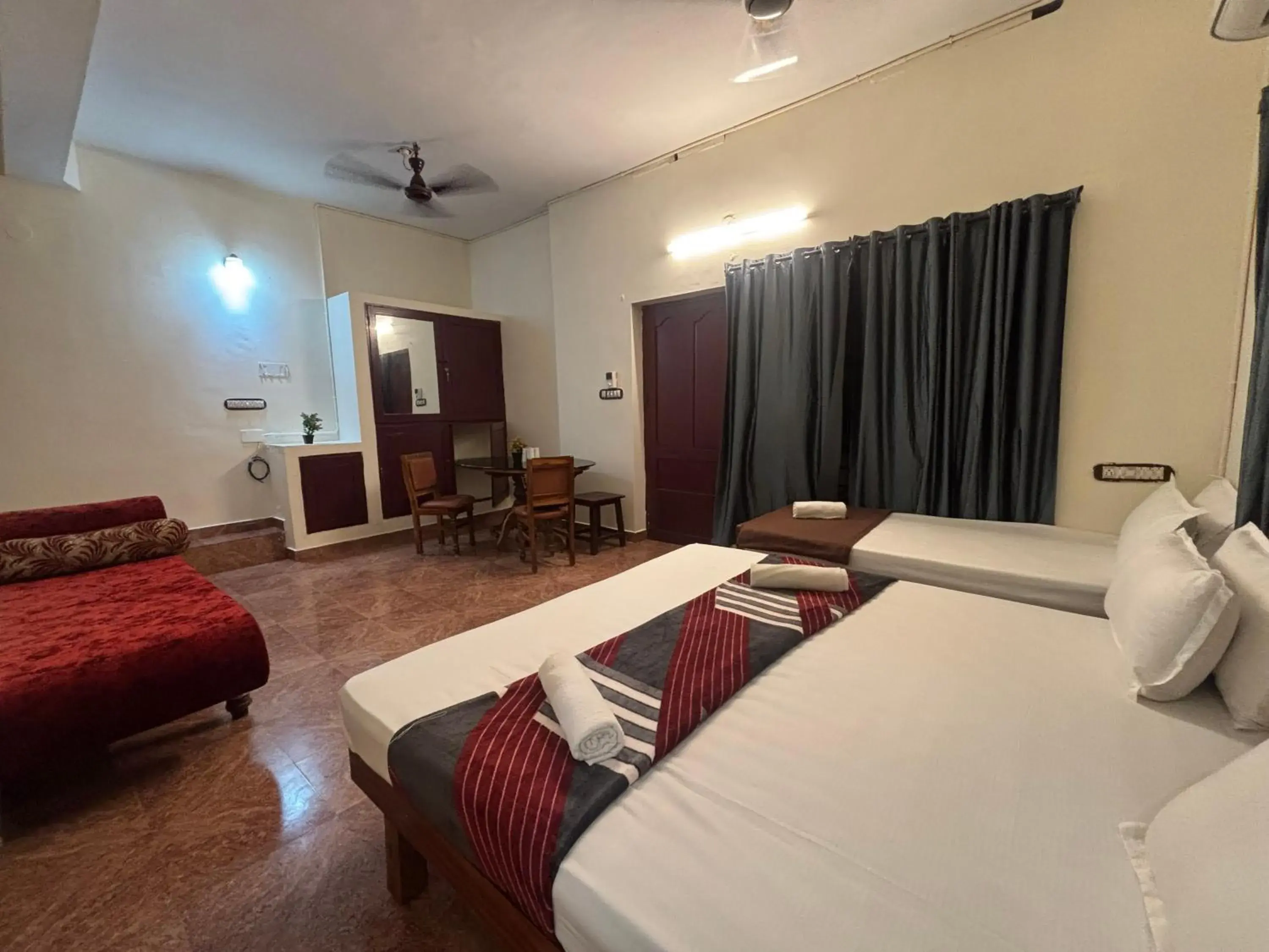 Bed in The Ocean Park Beach Resort Bed in The Ocean Park Beach Resort