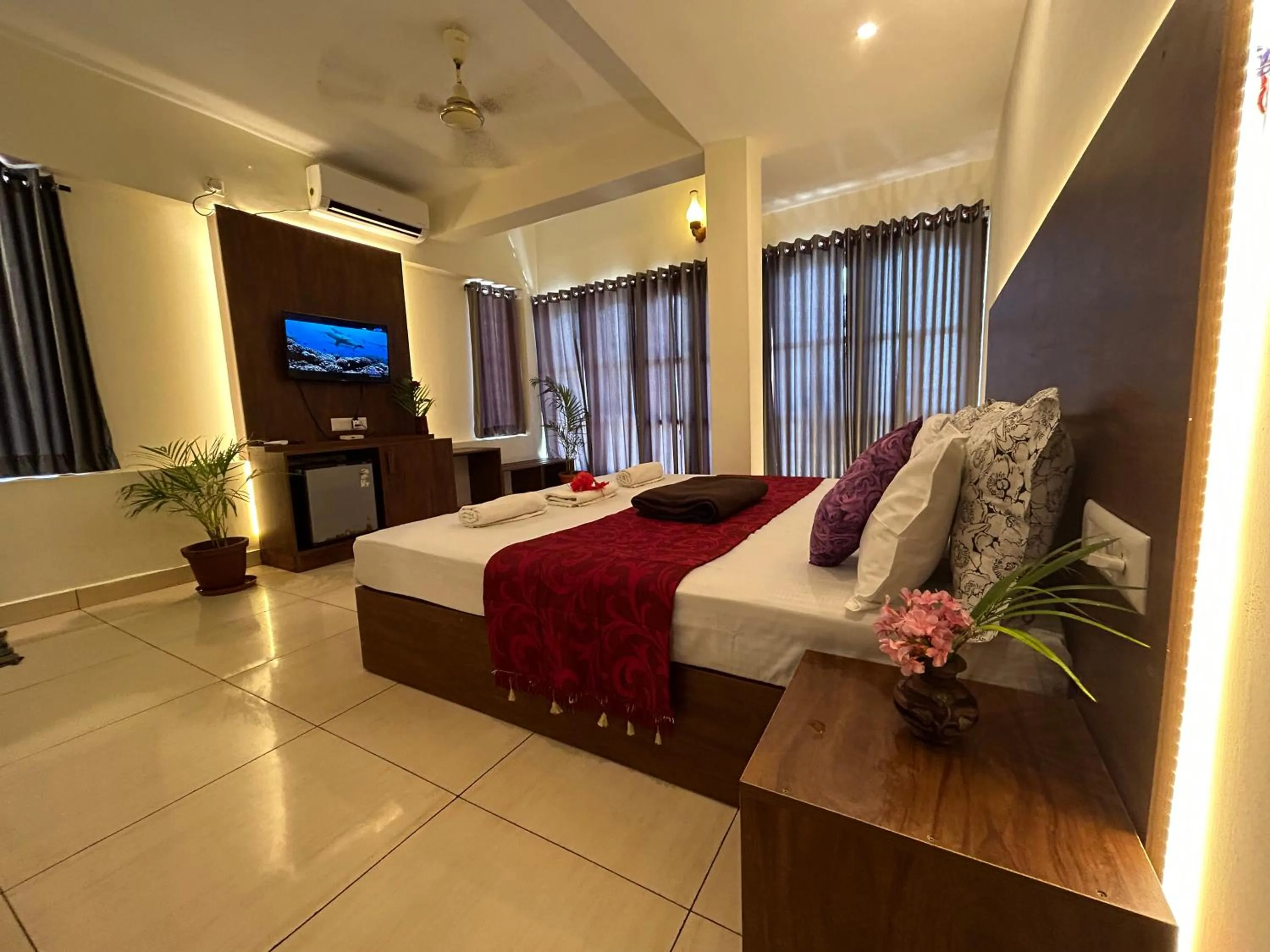 Bed in The Ocean Park Beach Resort