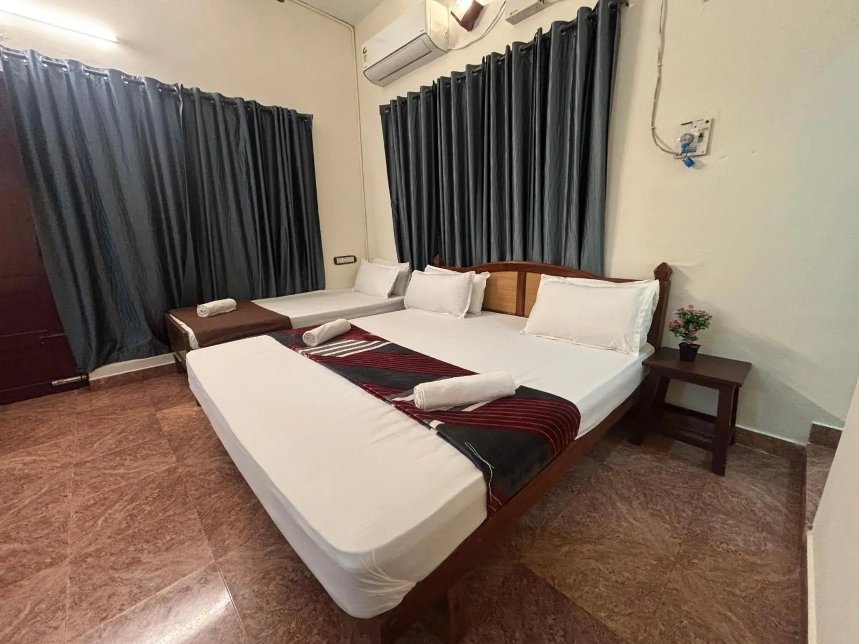 Bed in The Ocean Park Beach Resort Bed in The Ocean Park Beach Resort