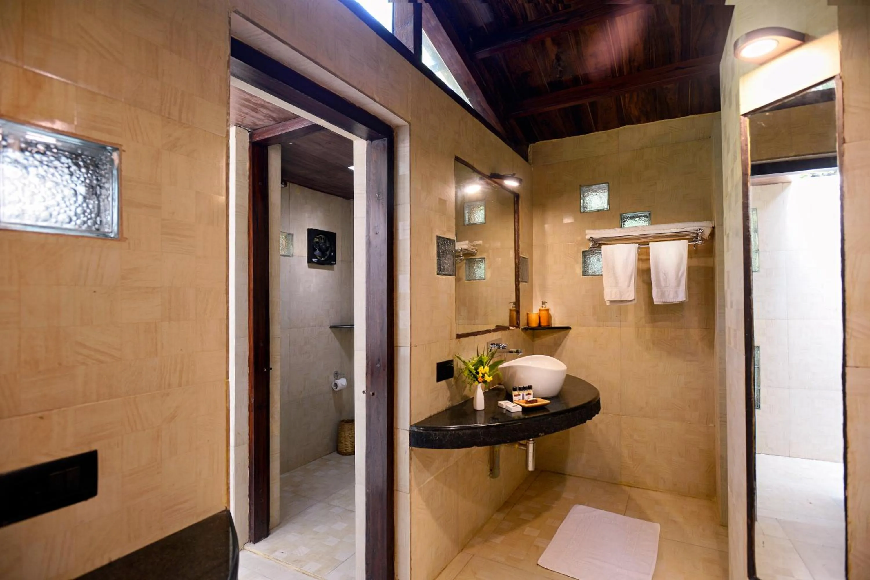 Toilet in Pench Jungle Camp