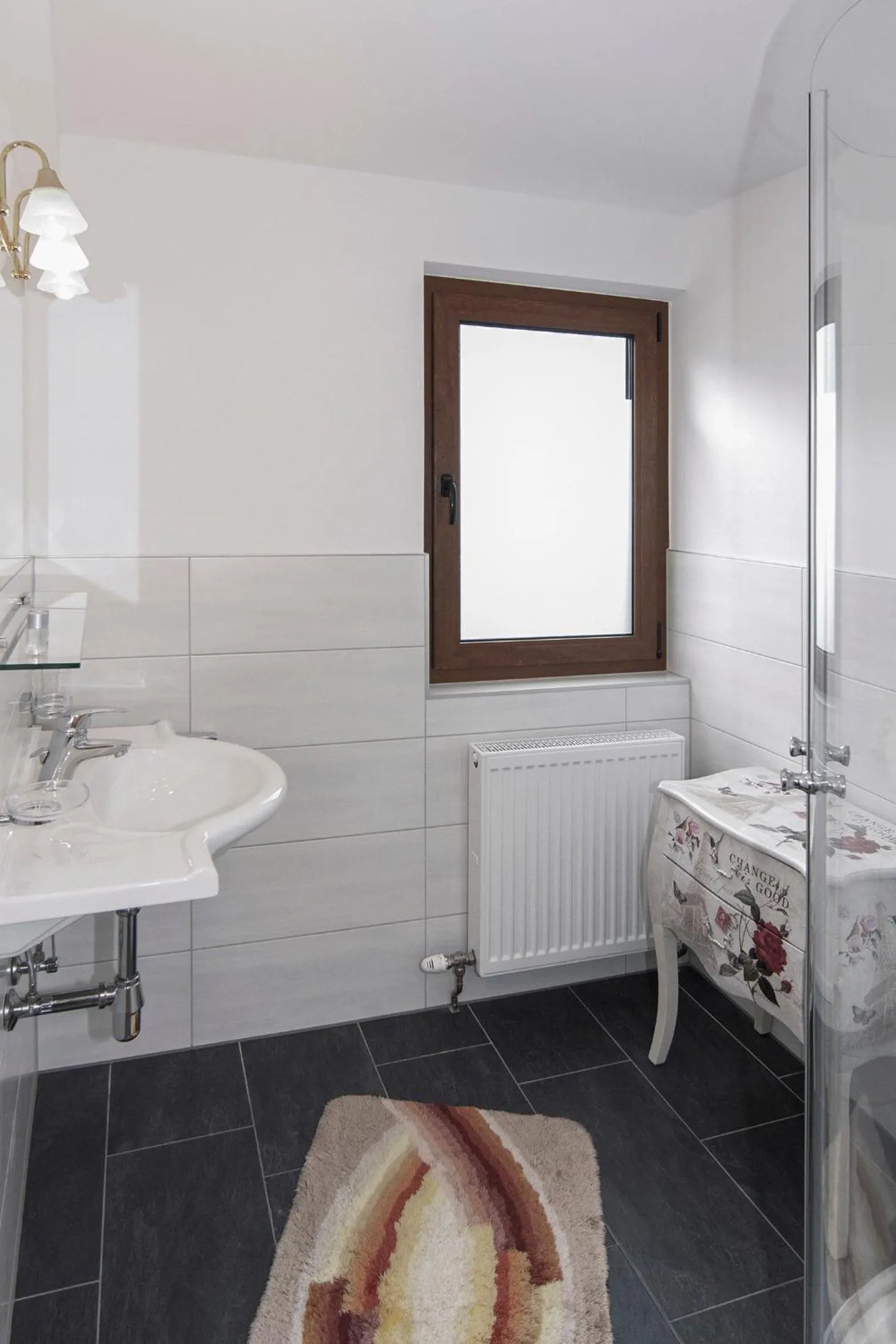 Bathroom in Hotel Neuwirt