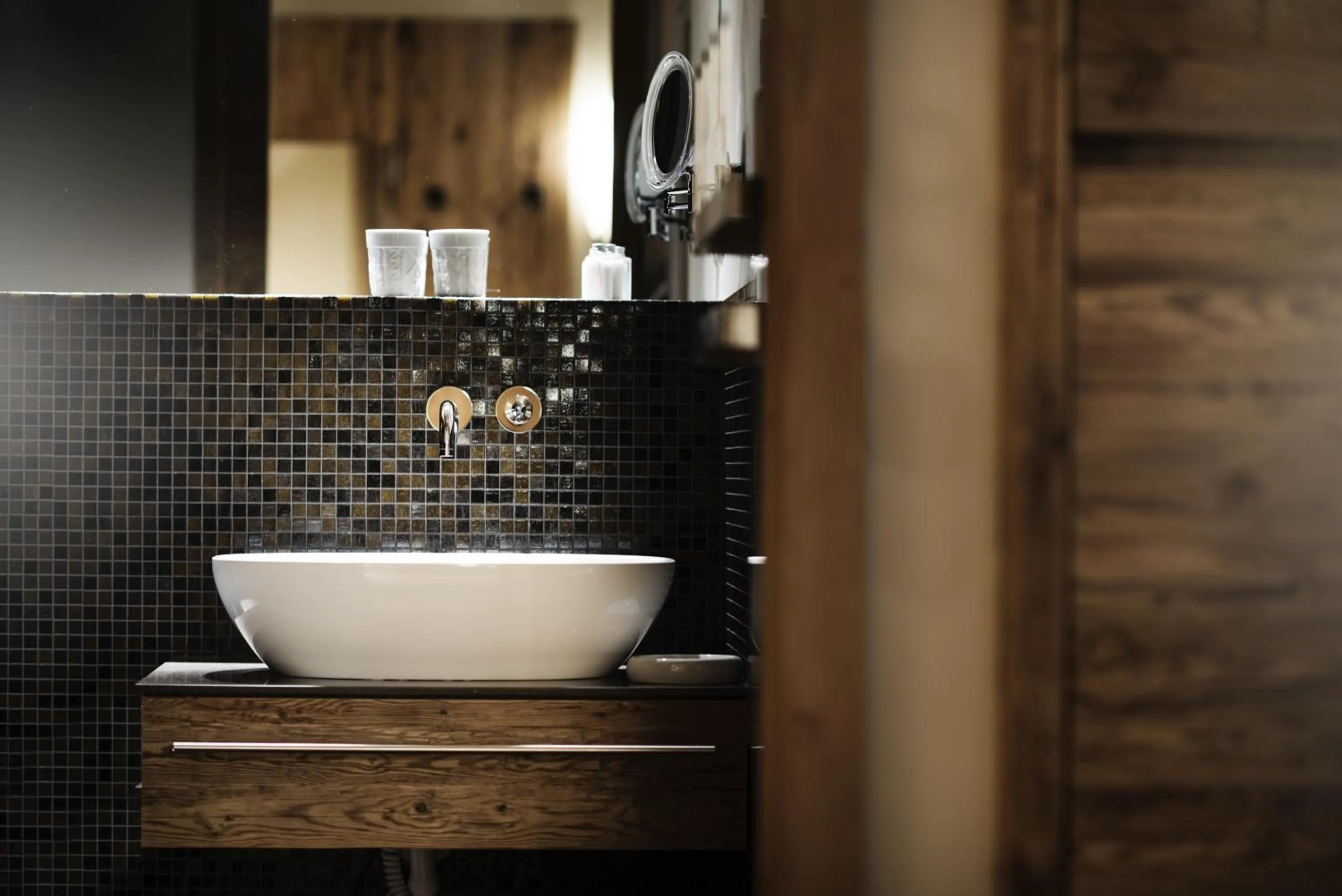 Bathroom in Galzig Lodge