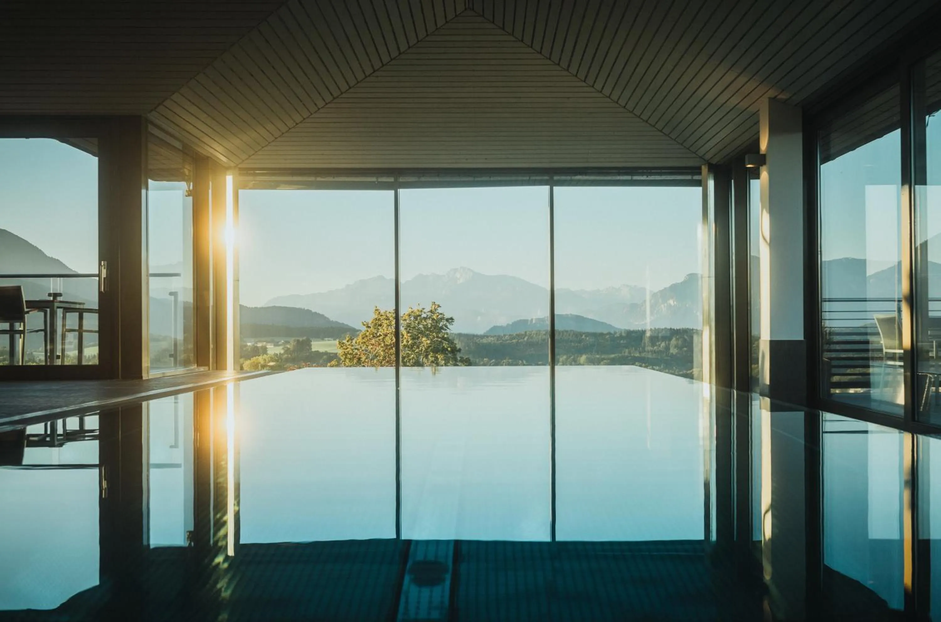 Pool view in Romantik Spa Hotel Elixhauser Wirt