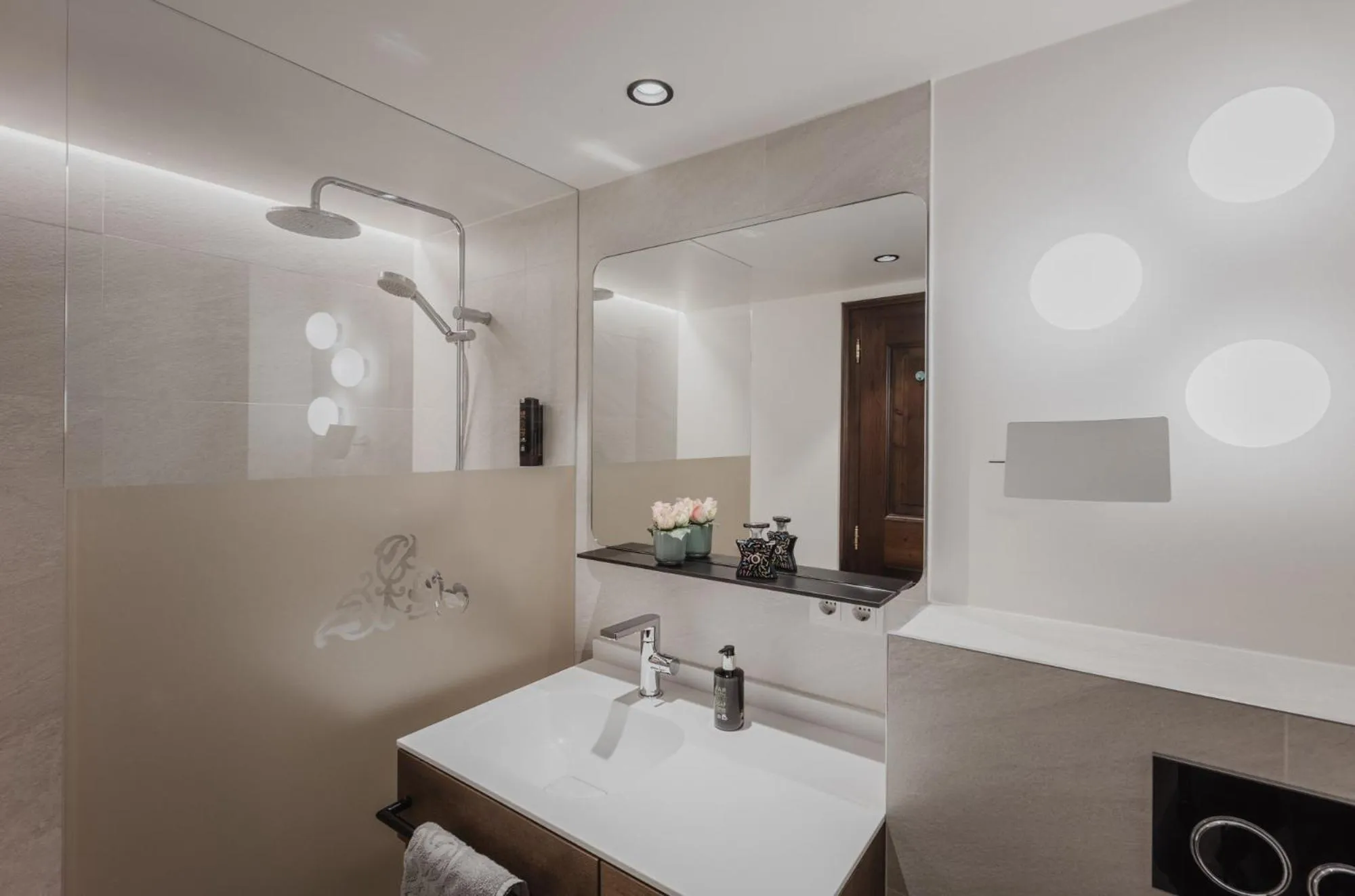 Bathroom in Romantik Spa Hotel Elixhauser Wirt