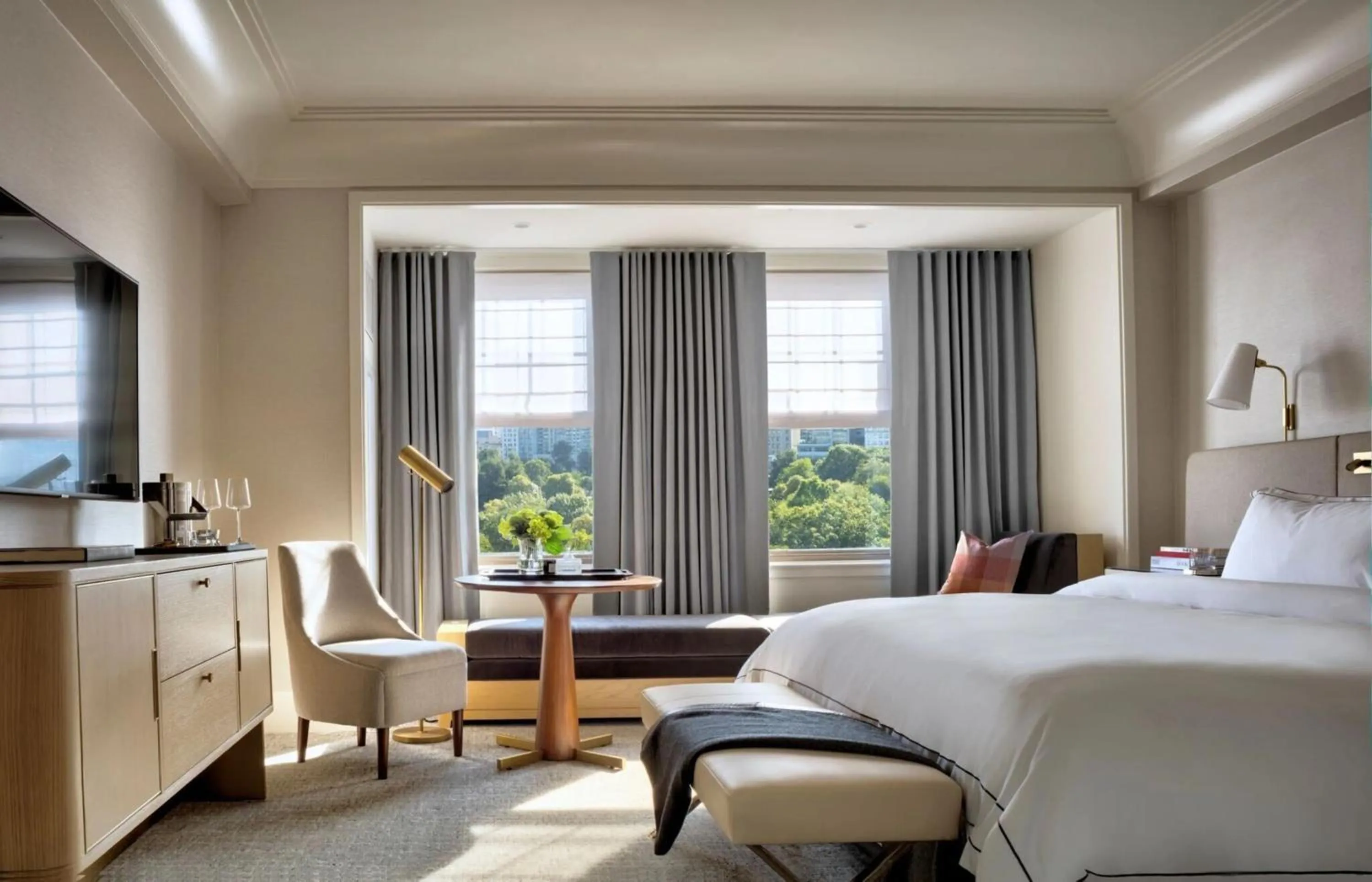 Bedroom, Bed in The Newbury Boston