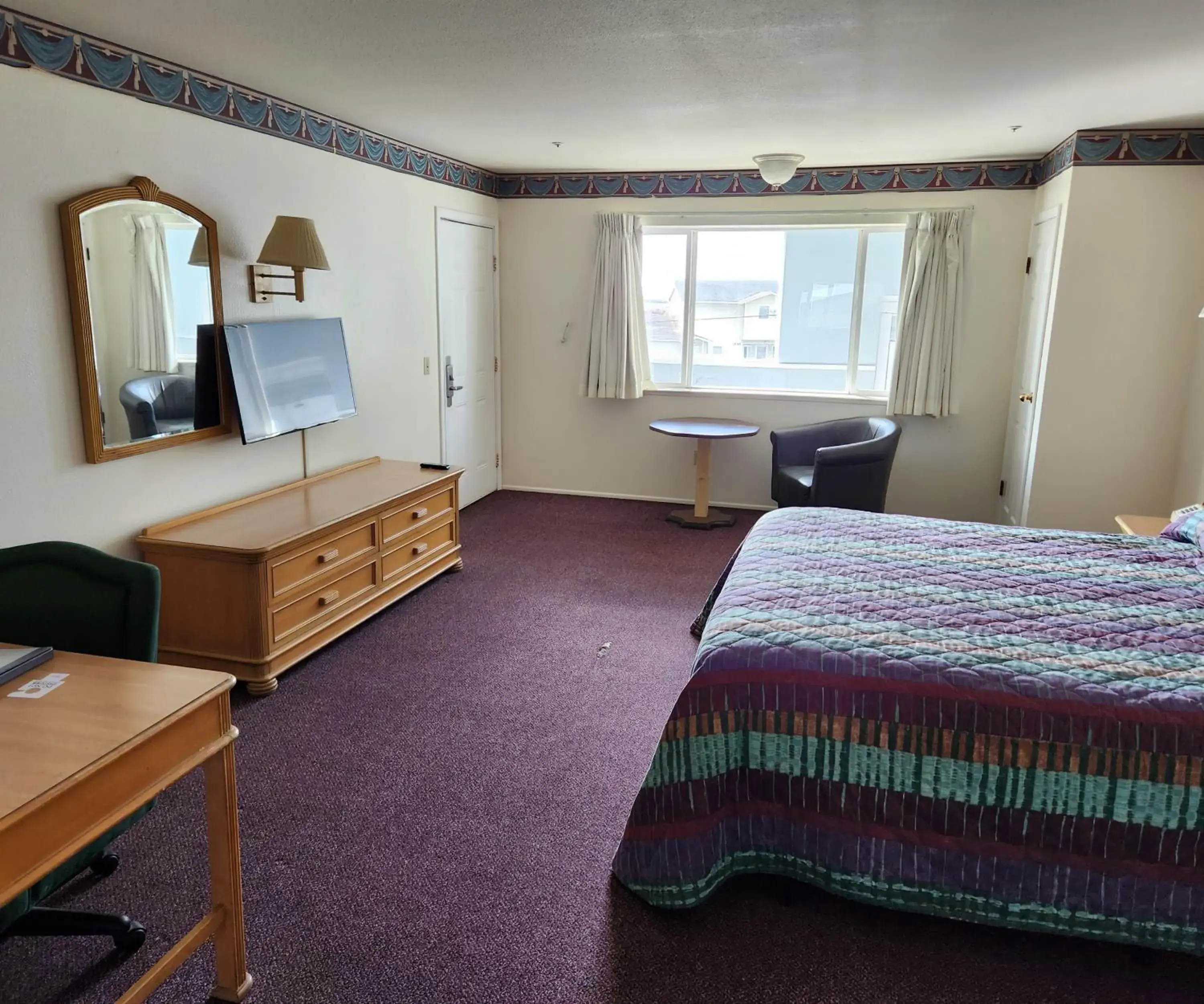 Bed in Bayview Inn Bed in Bayview Inn