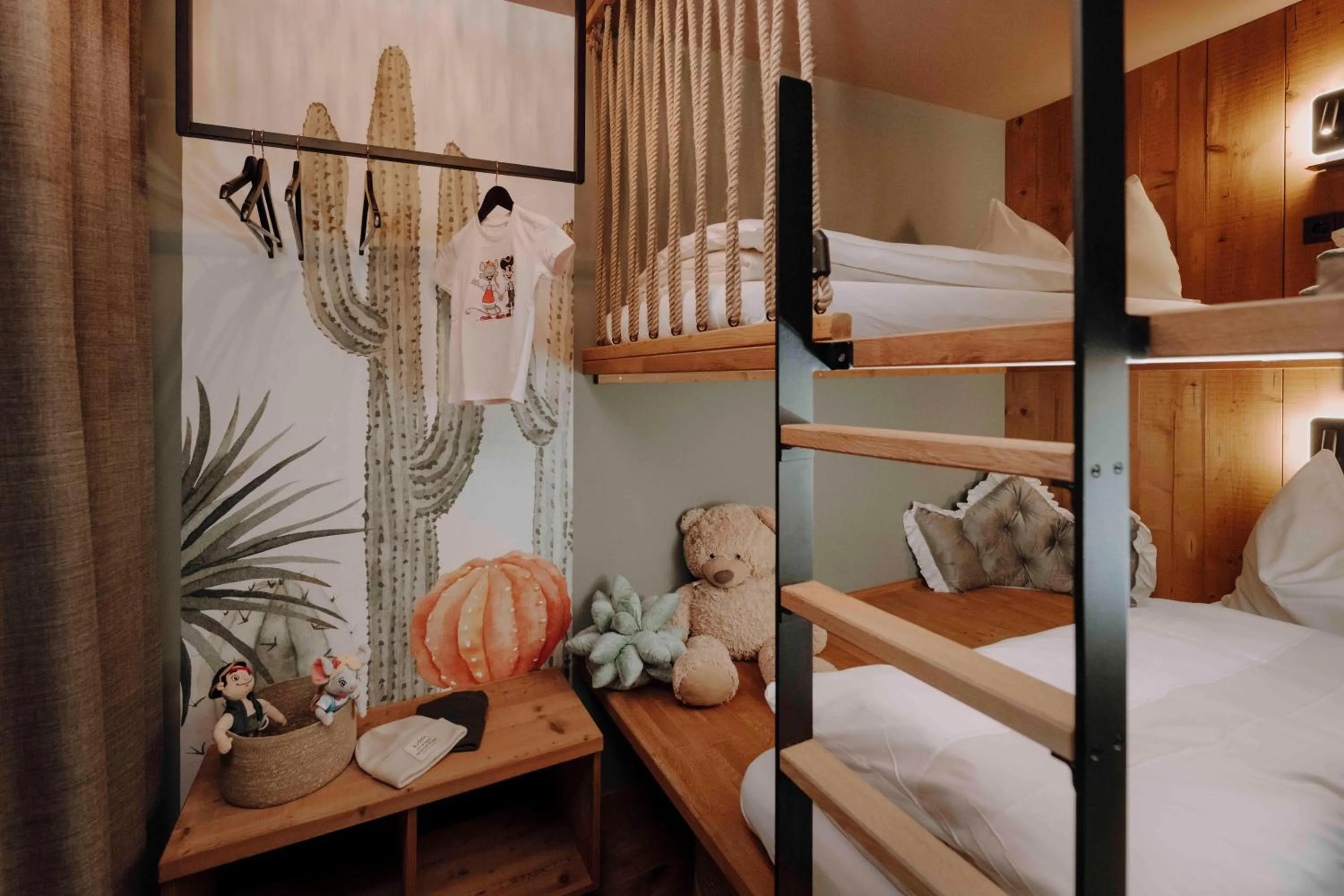 children, Bed in Gut Wenghof - Family Resort Werfenweng