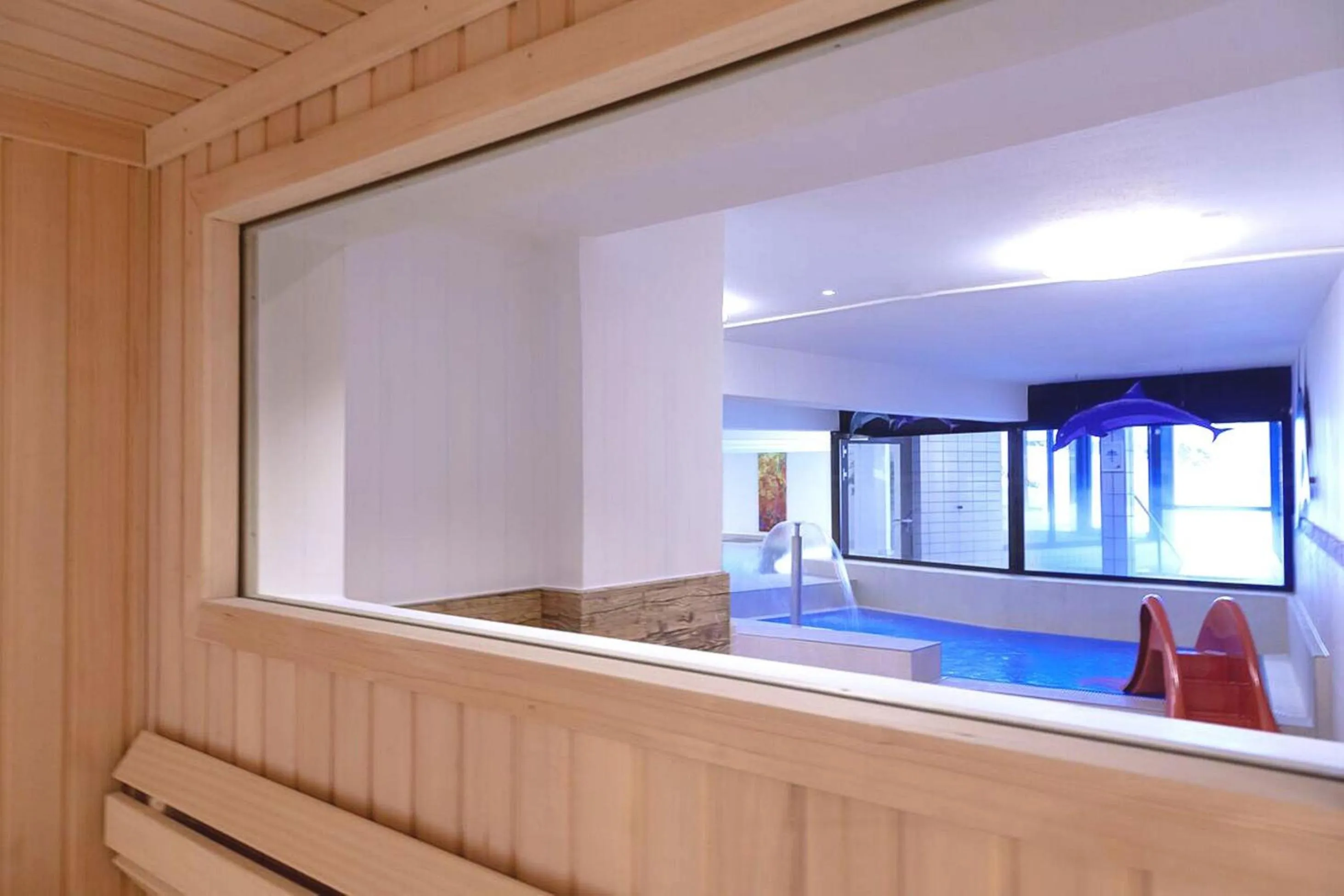 Swimming pool in Gut Wenghof - Family Resort Werfenweng