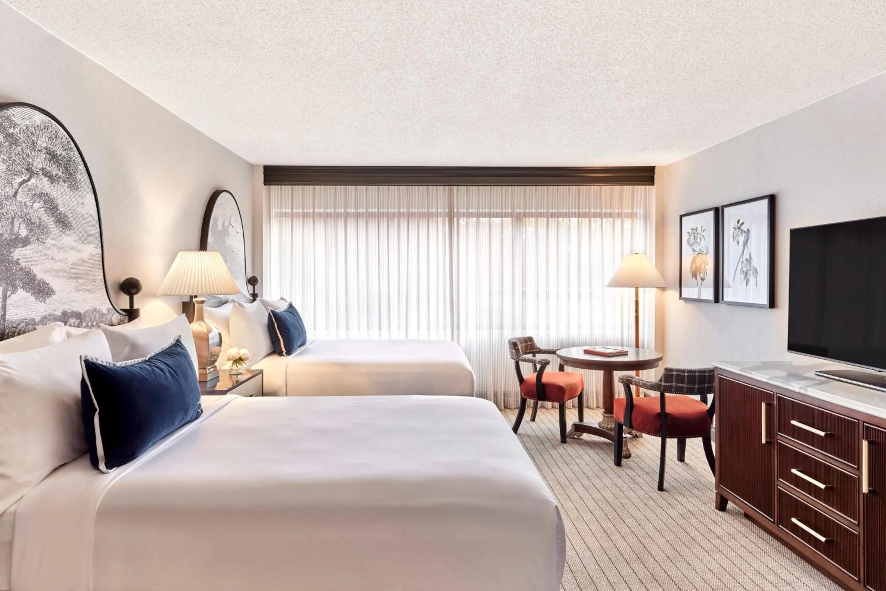 Bedroom, Bed in Omni Charlottesville Hotel